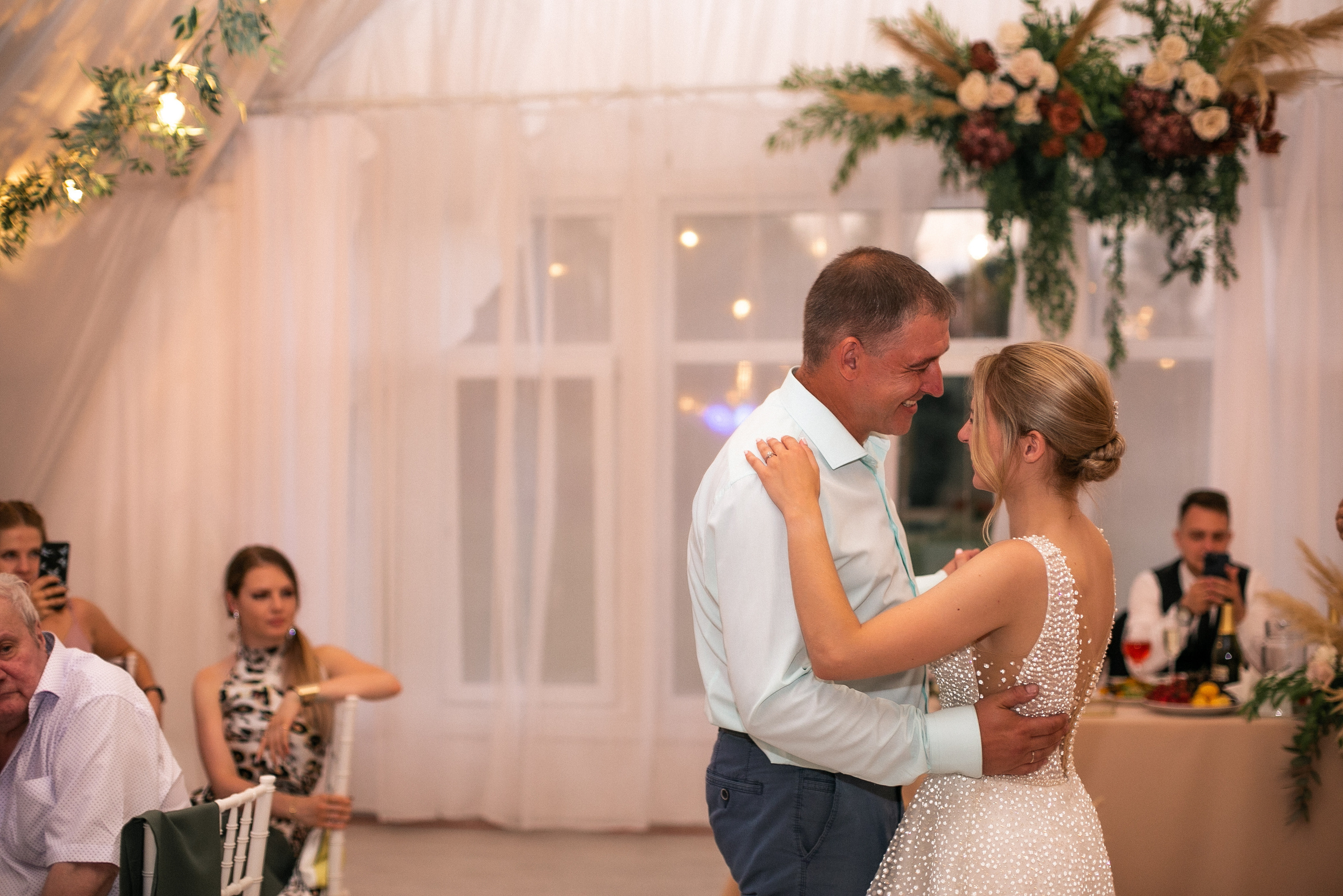 E & M. Photographer Vlad Boytsoff