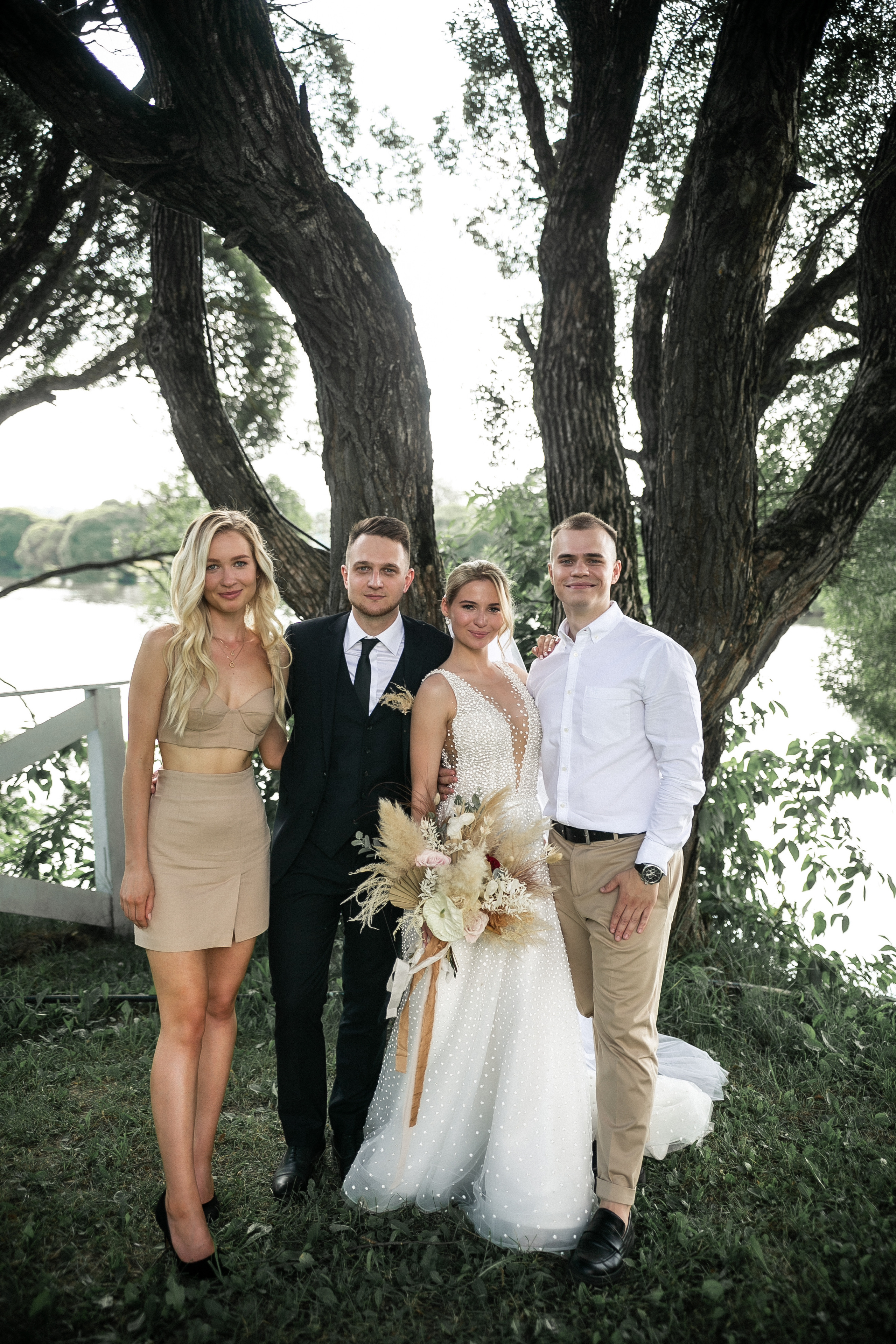 E & M. Photographer Vlad Boytsoff