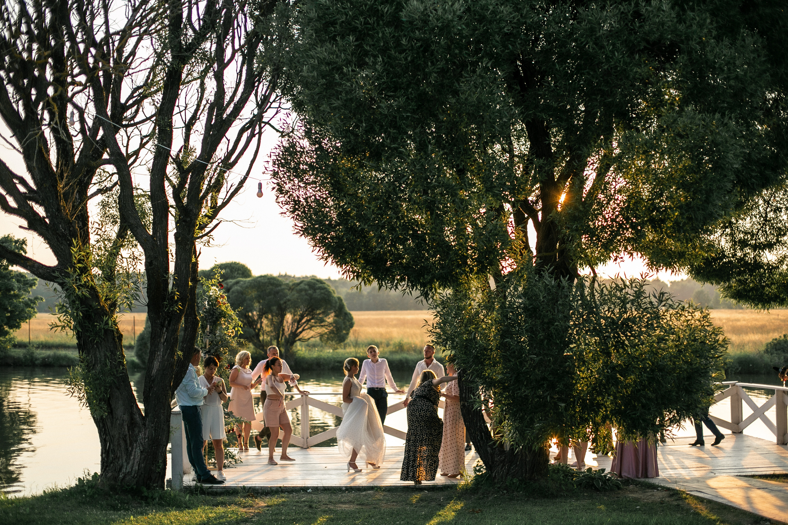 E & M. Photographer Vlad Boytsoff