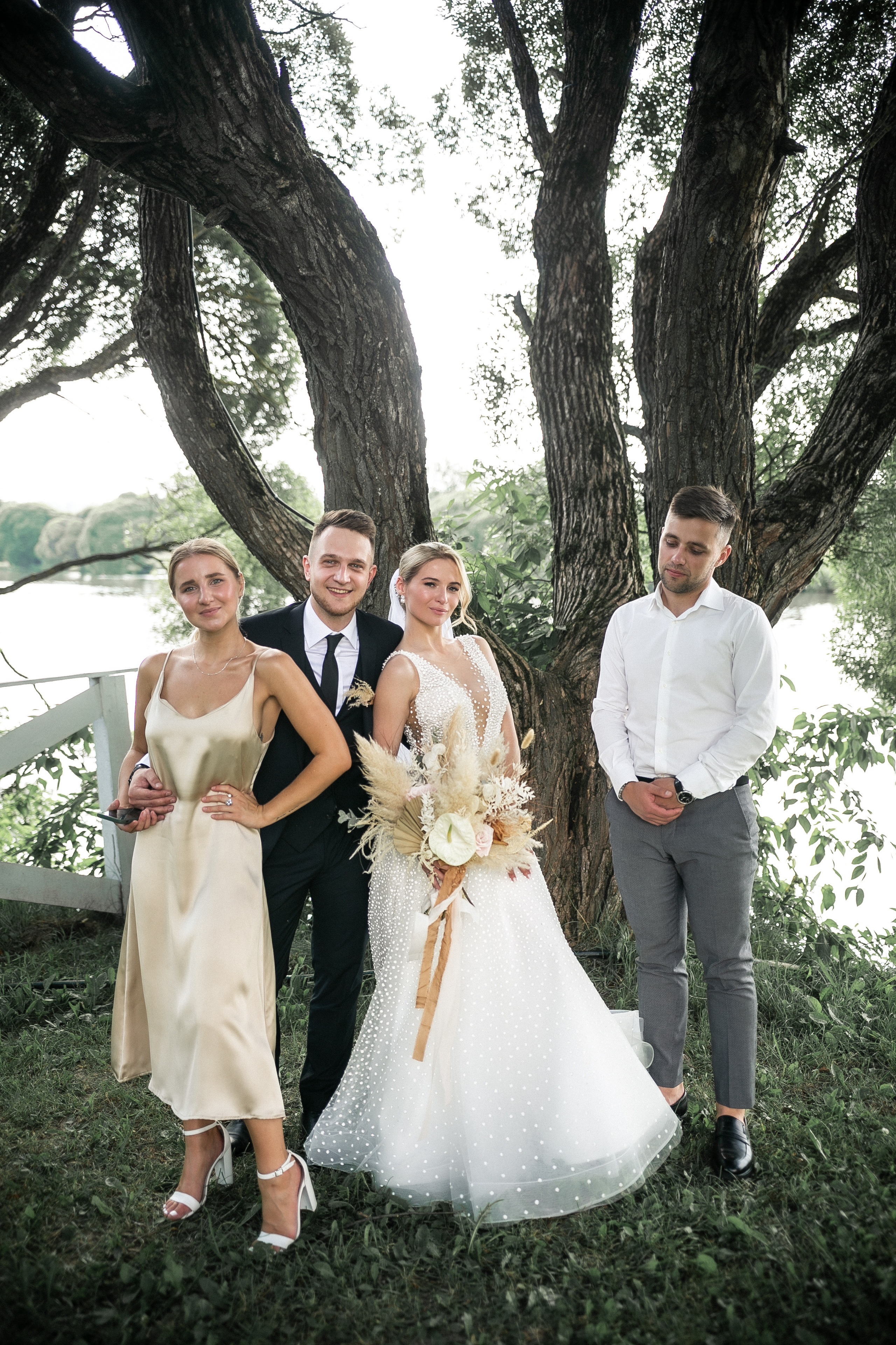 E & M. Photographer Vlad Boytsoff