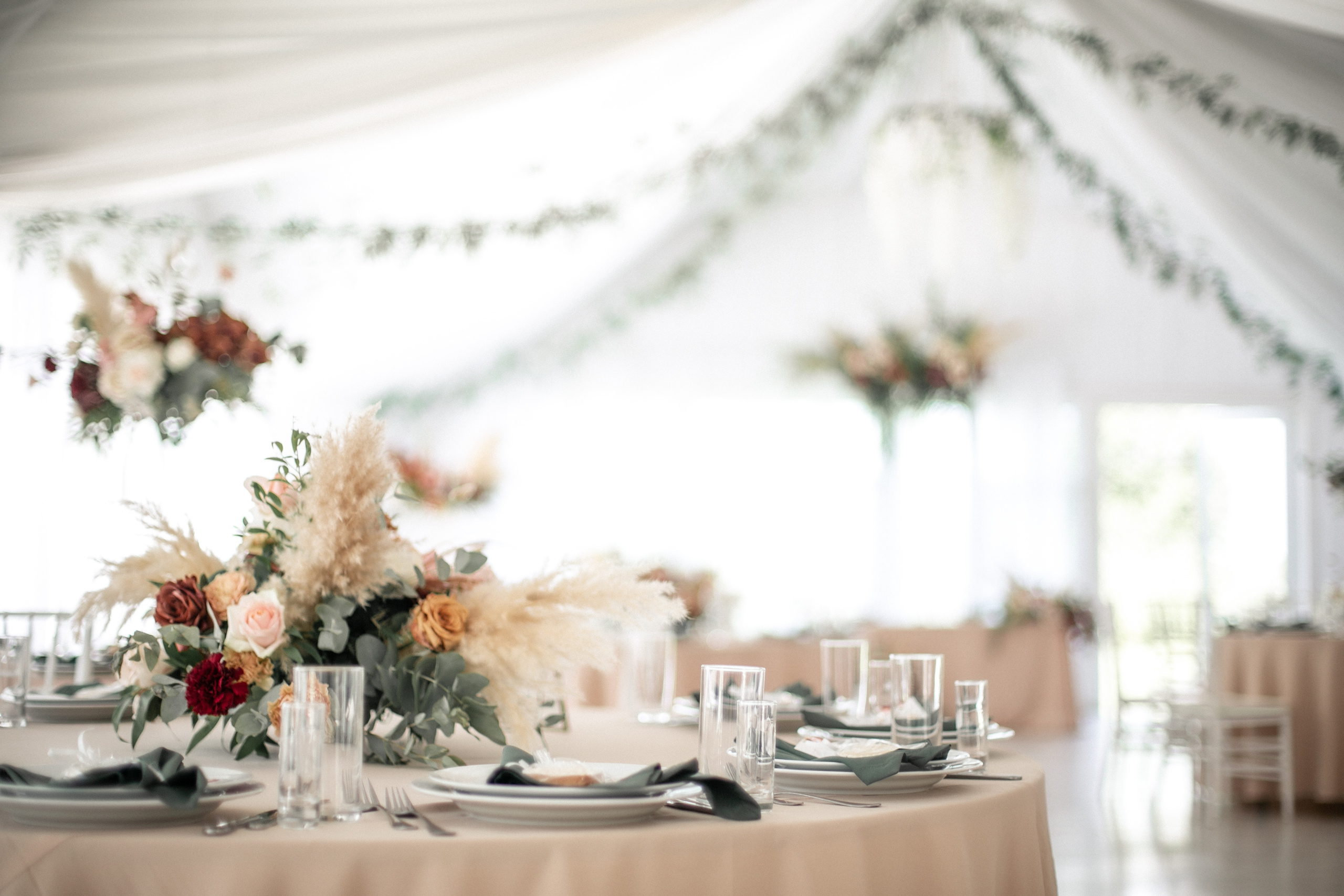 E & M. Photographer Vlad Boytsoff