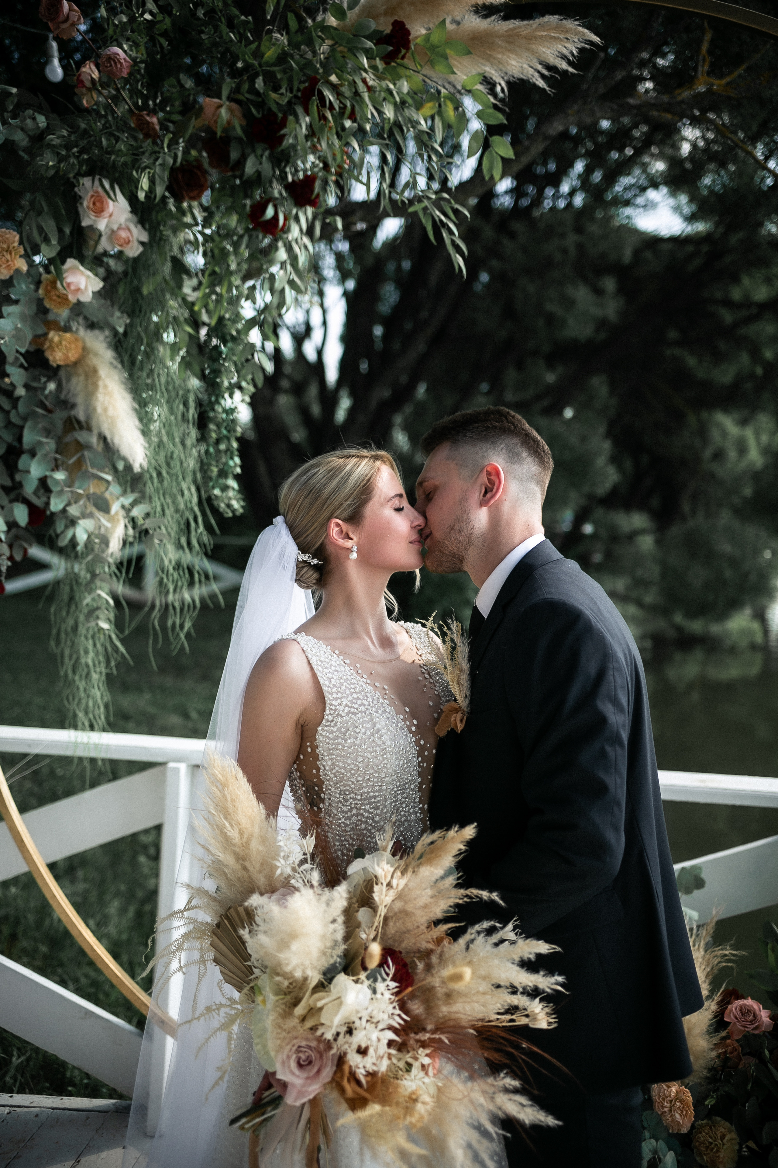 E & M. Photographer Vlad Boytsoff