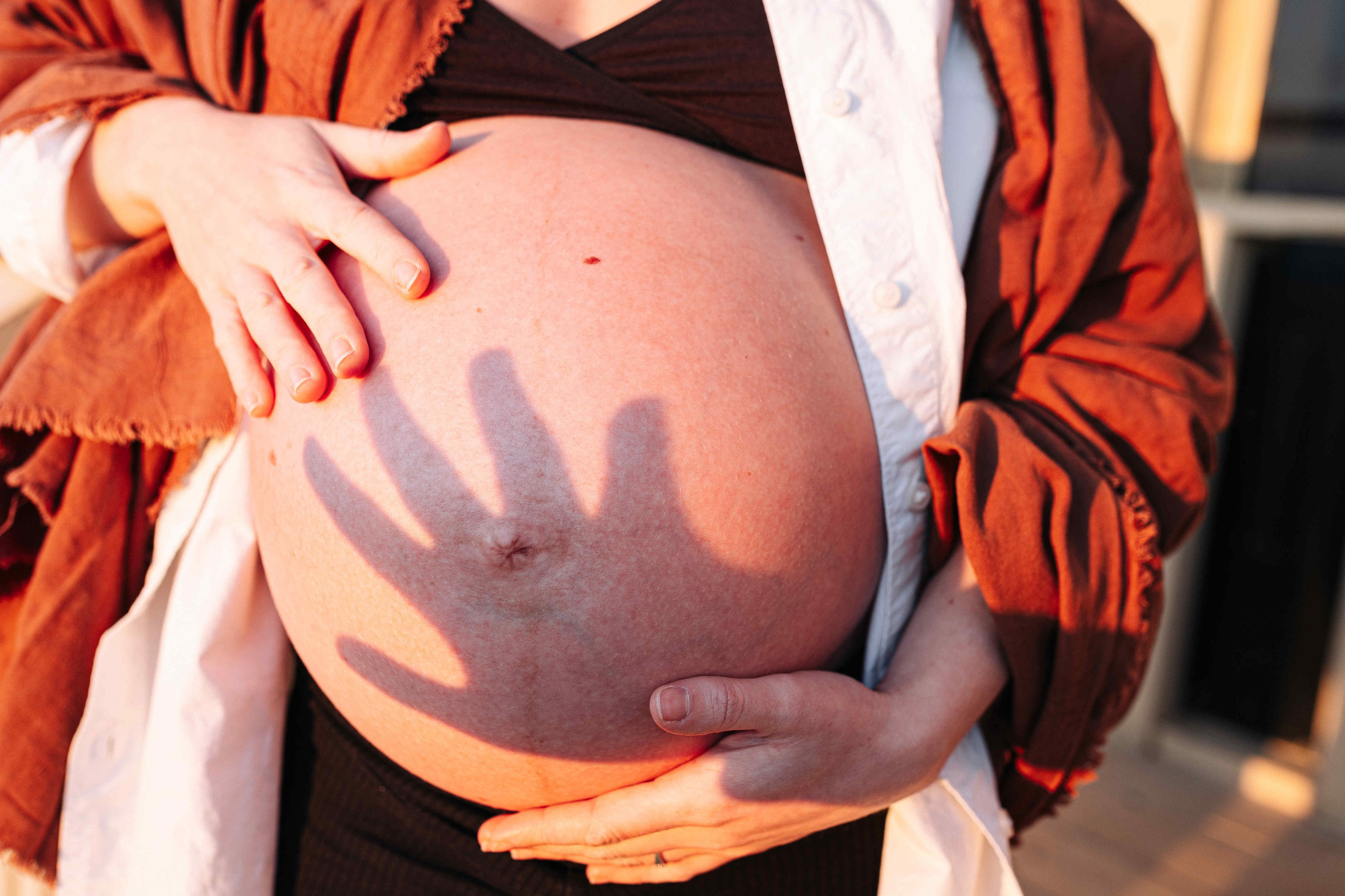 WINTER, PREGNANCY PHOTOSESSION (TEL AVIV). PHOTOGRAPHER IN ISRAEL