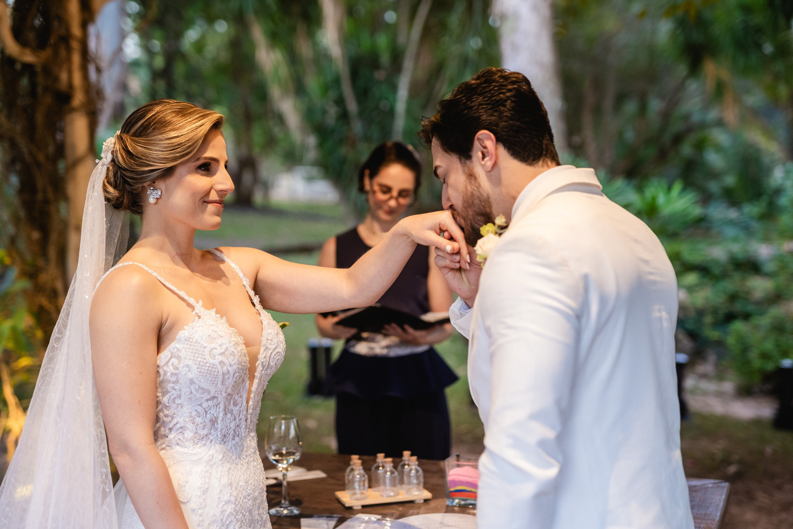 Casamento Natalia e Thiago — Alvorada. Fotógrafo de casamento e Filmmaker de casamento