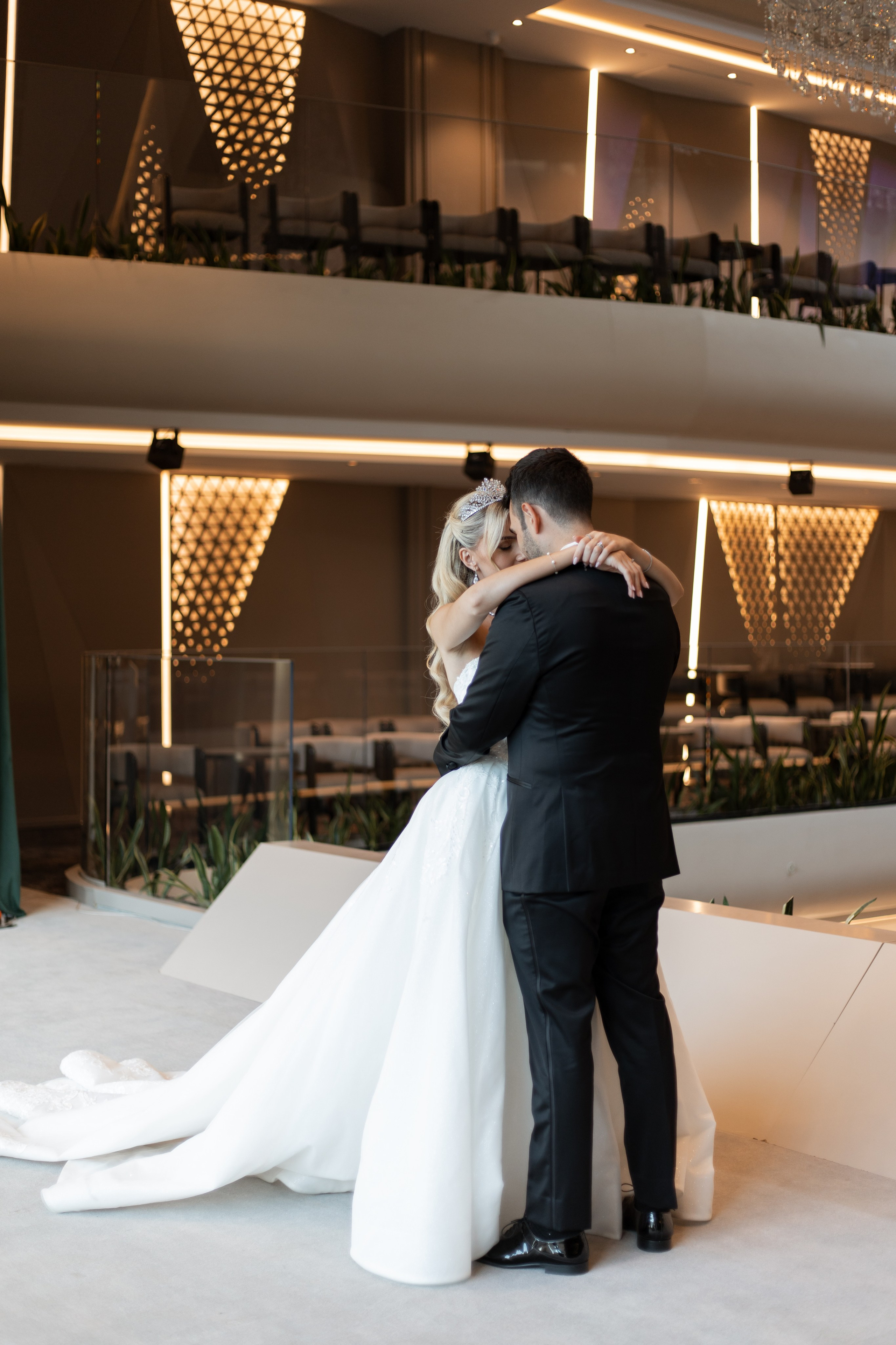 Vartan and Ligiya Wedding. Recnac | Wedding Photographer Yerevan