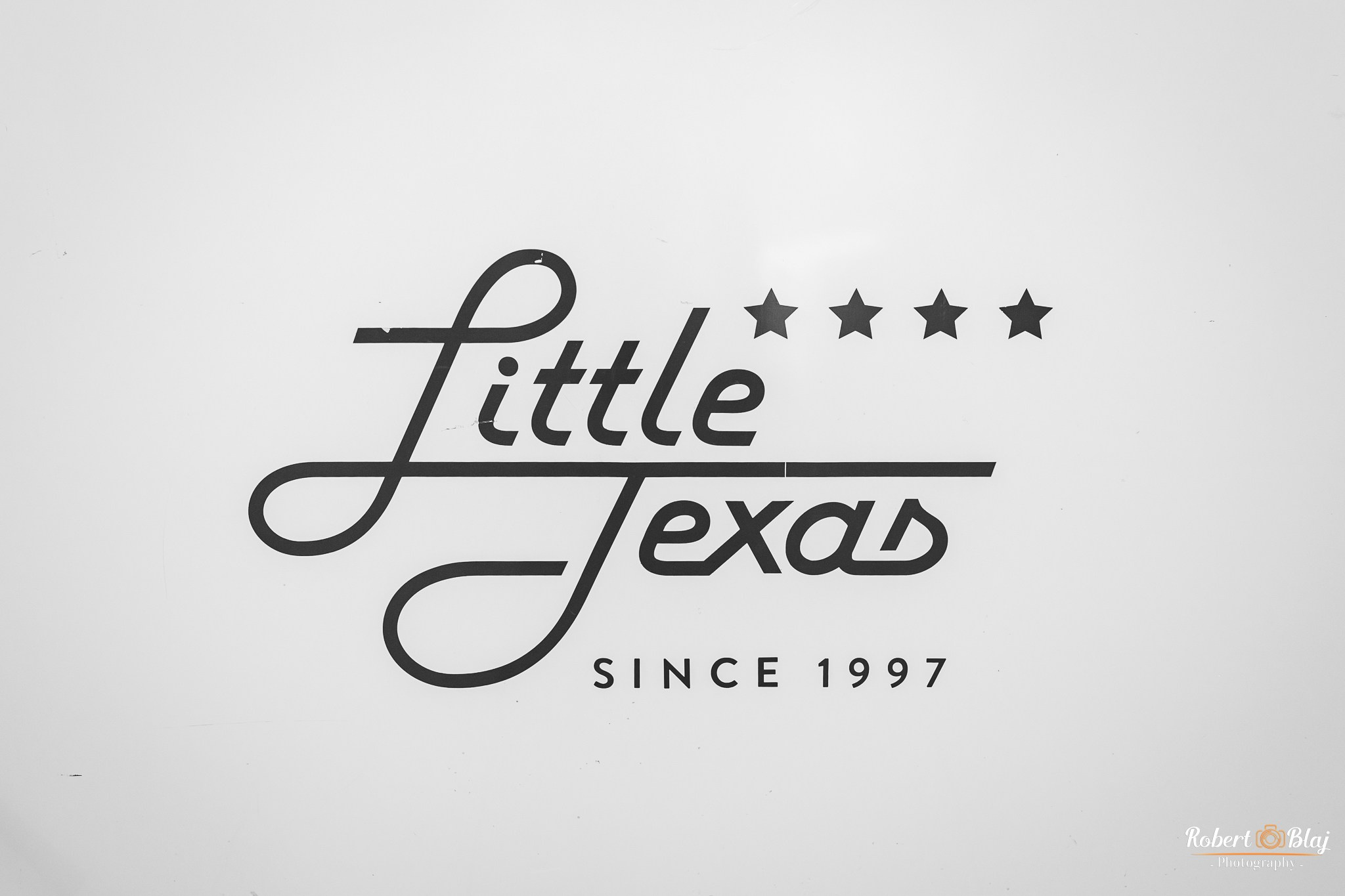 Flavia Paraschieva. Robert Blaj - Fotograf Nuntă Iași