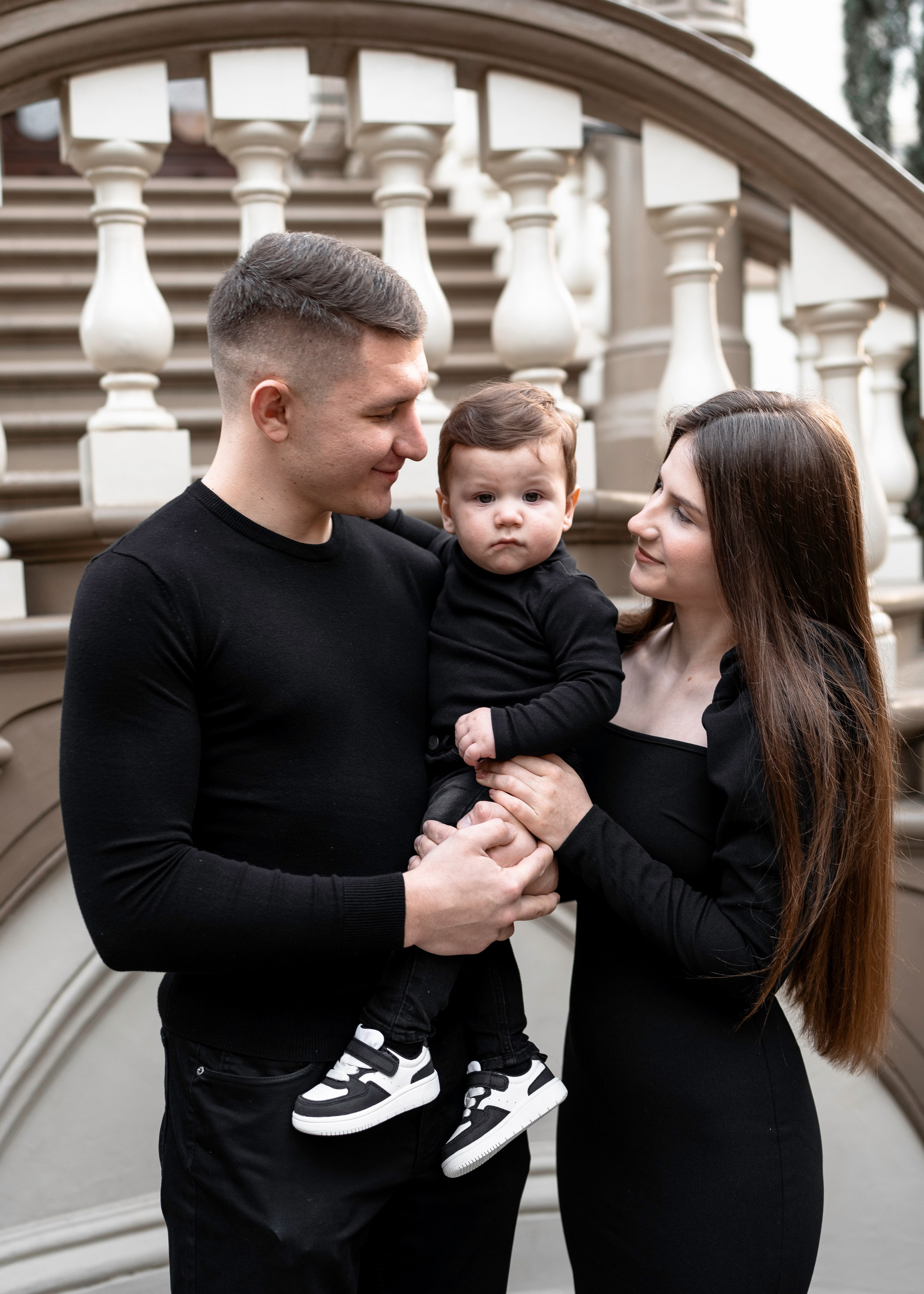Artem, Nadia & Elisha. Family photographer in Sacramento | Sofia Pavenko