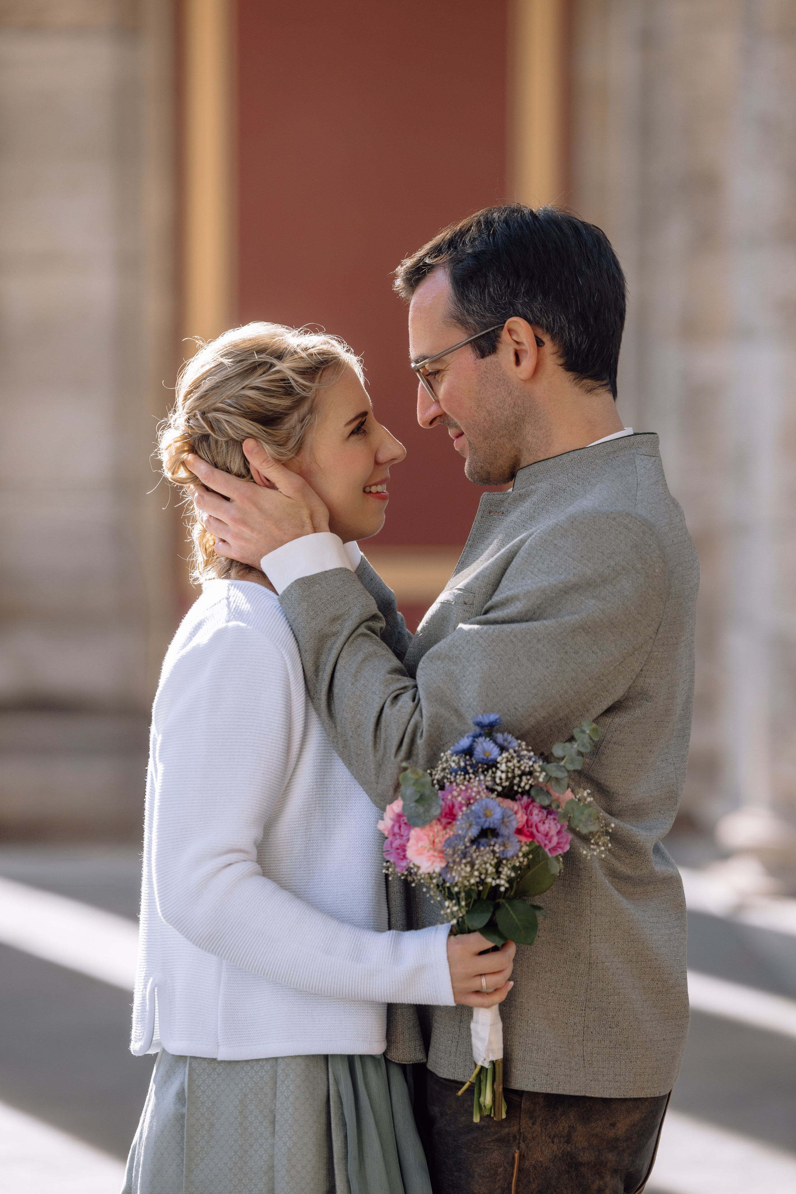 Herbsthochzeit im Standesamt Schwabing. Hochzeitsfotograf München Taufe Familienfotograf Tanja Mauke