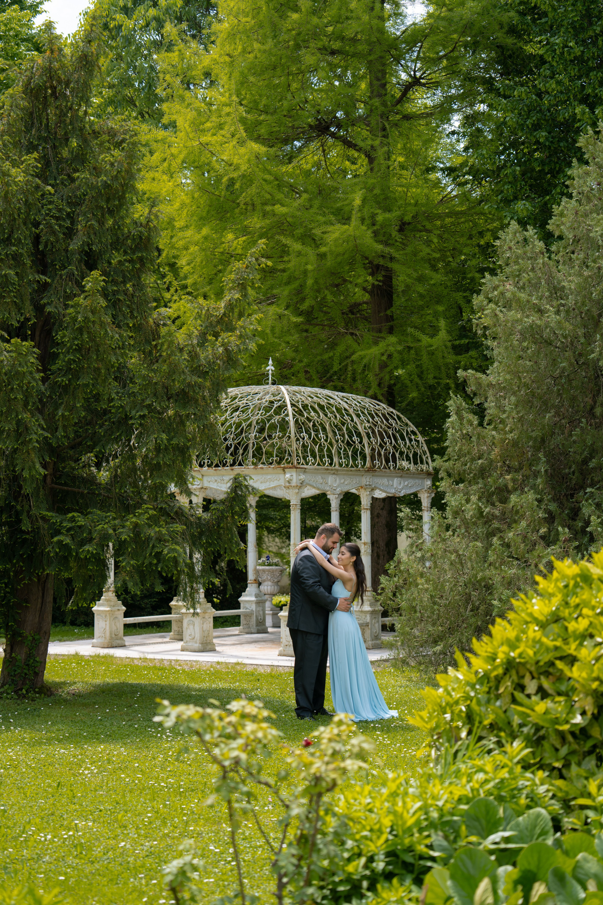 Celebrating Love. Ioana Timis