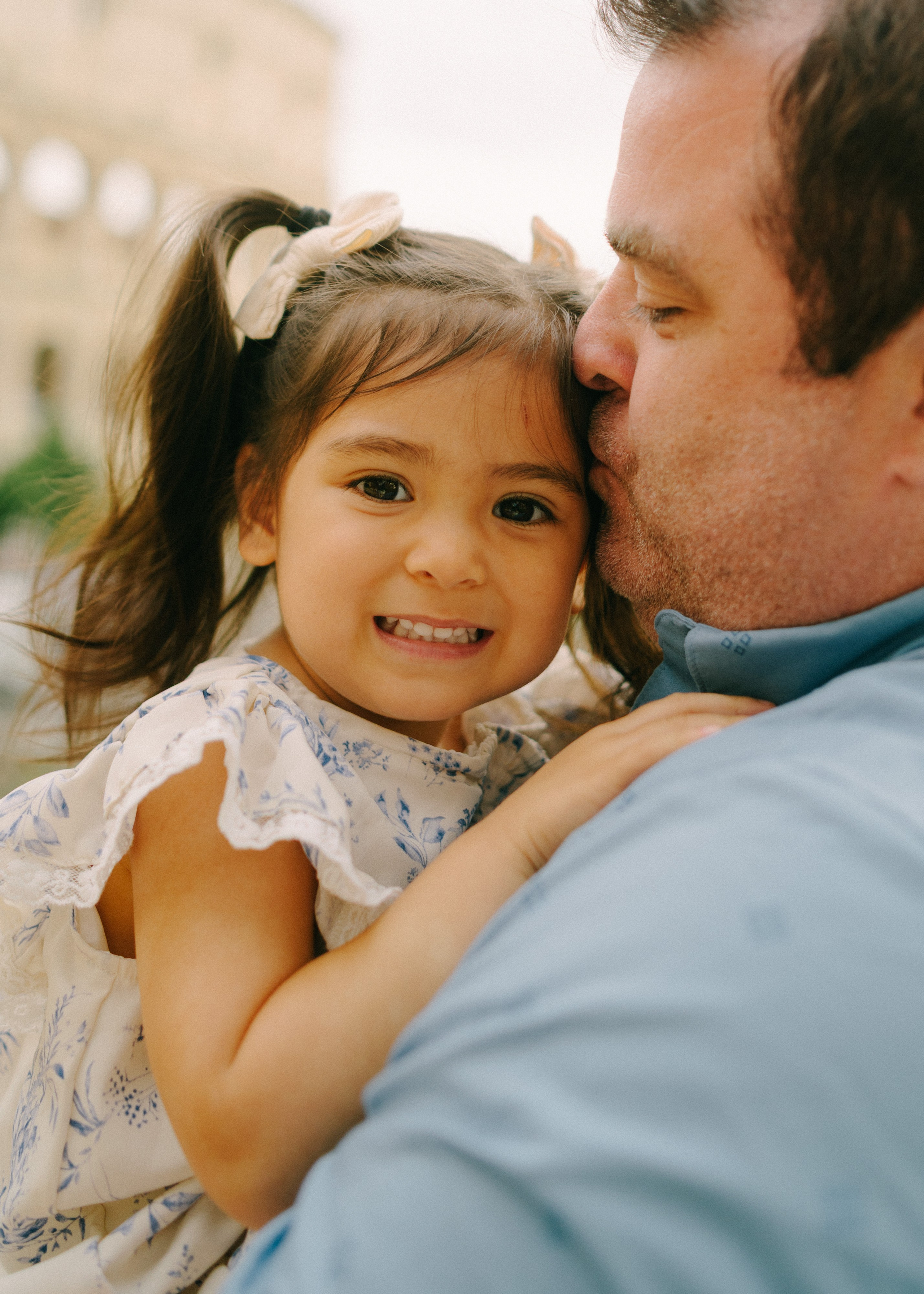 Colosseum Family shoot. Photographer in Rome and Italy. Stas Varych