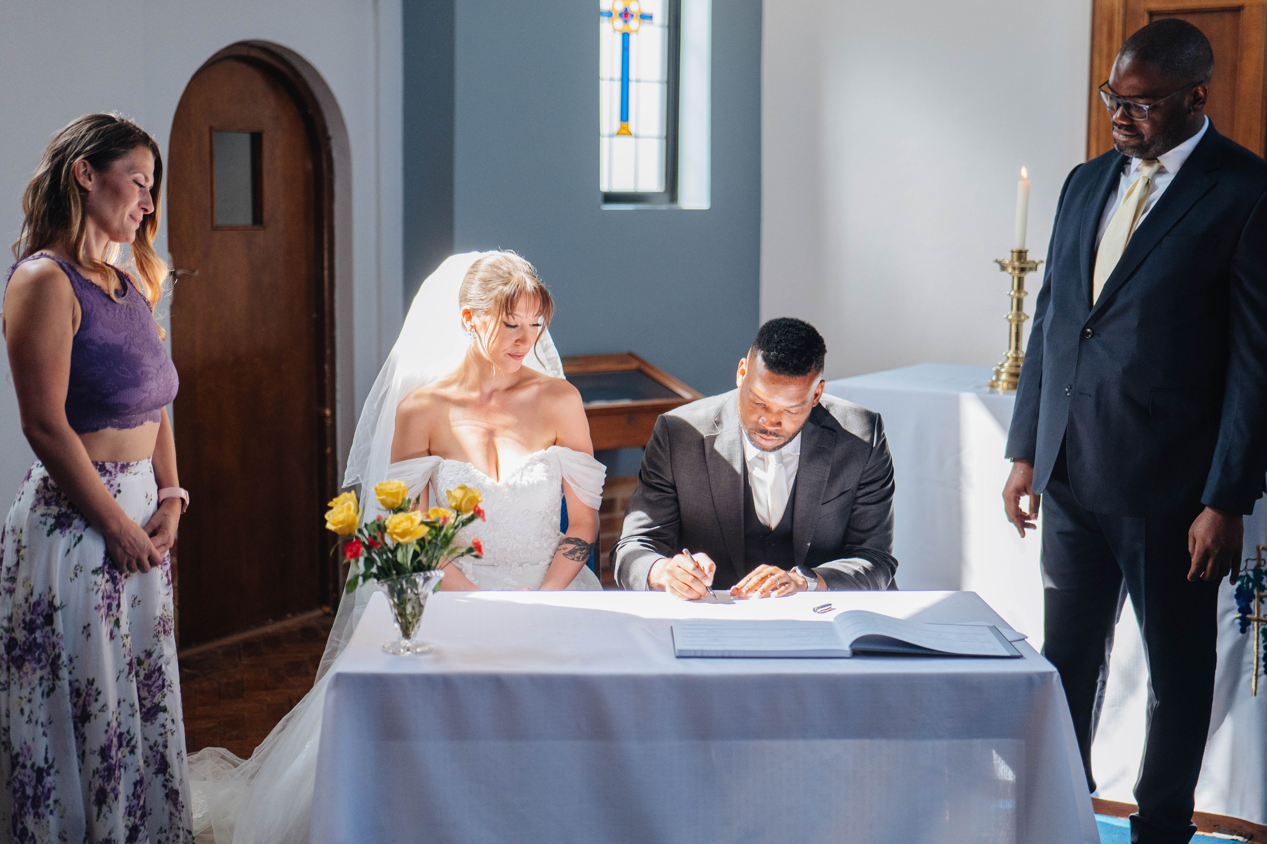 Wedding photosession in east London. Wedding and family photographer in London