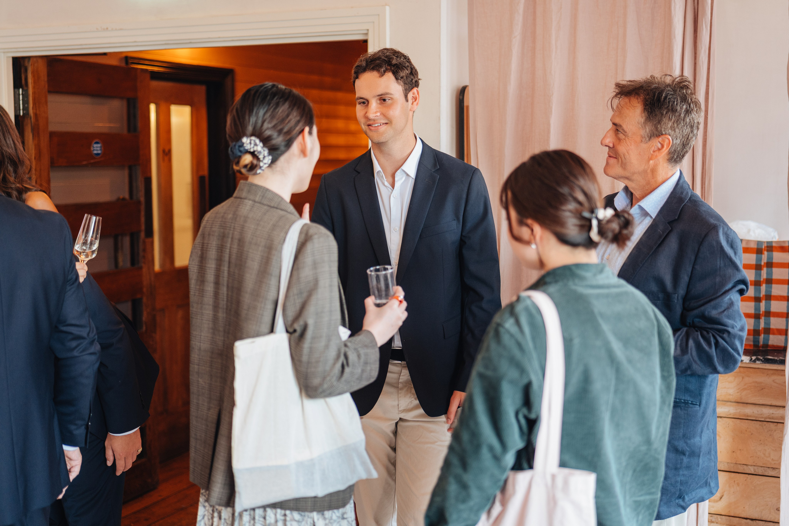 Haruka and Max: wedding celebration. Wedding and family photographer in London