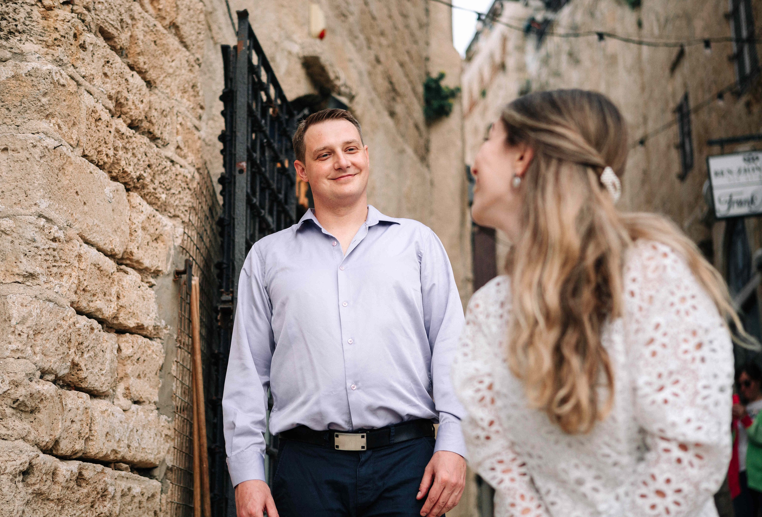 LOVERS IN JAFFO. PHOTOGRAPHER IN ISRAEL