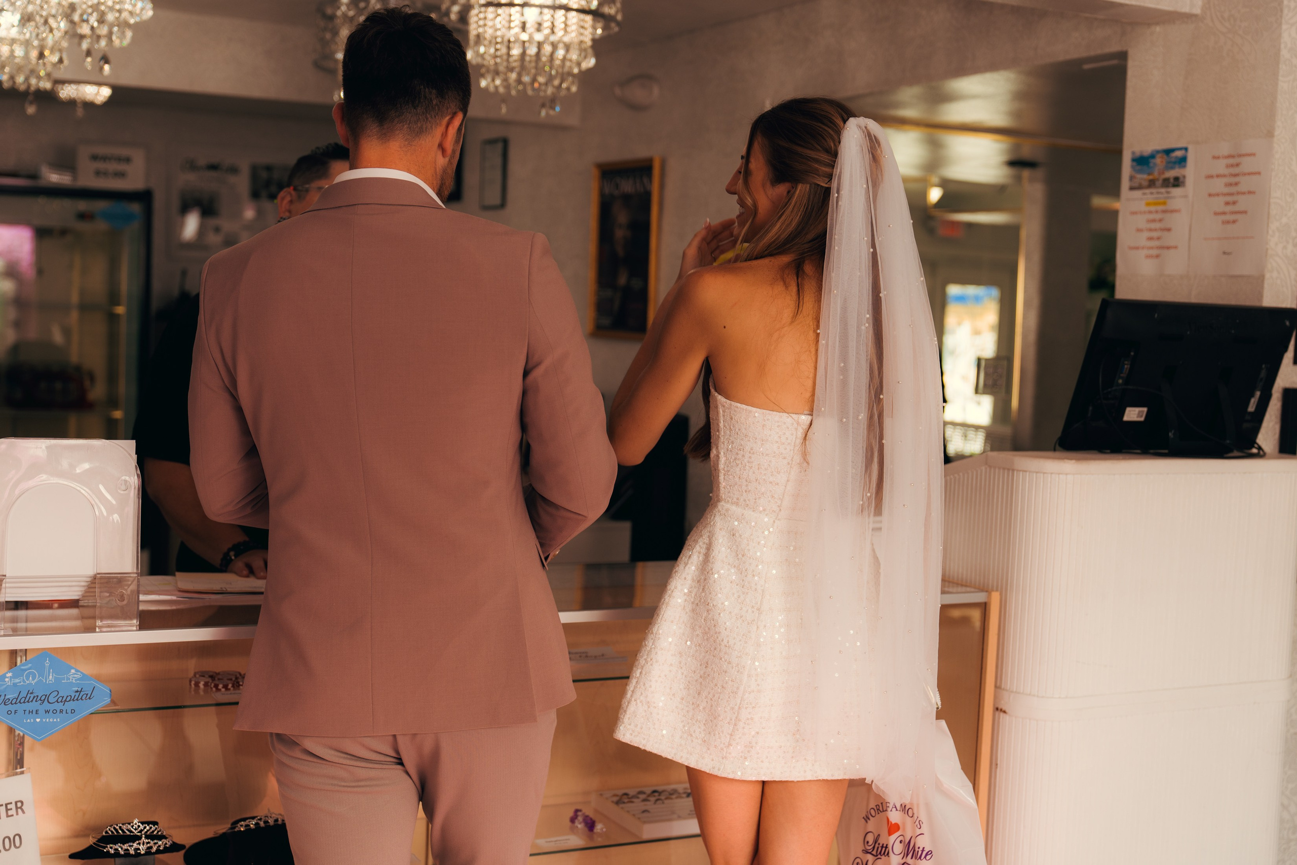 Chelsea&Craig. 9.3.24. Wedding & elopement photographer Viktoriya Kravtsov. Las Vegas