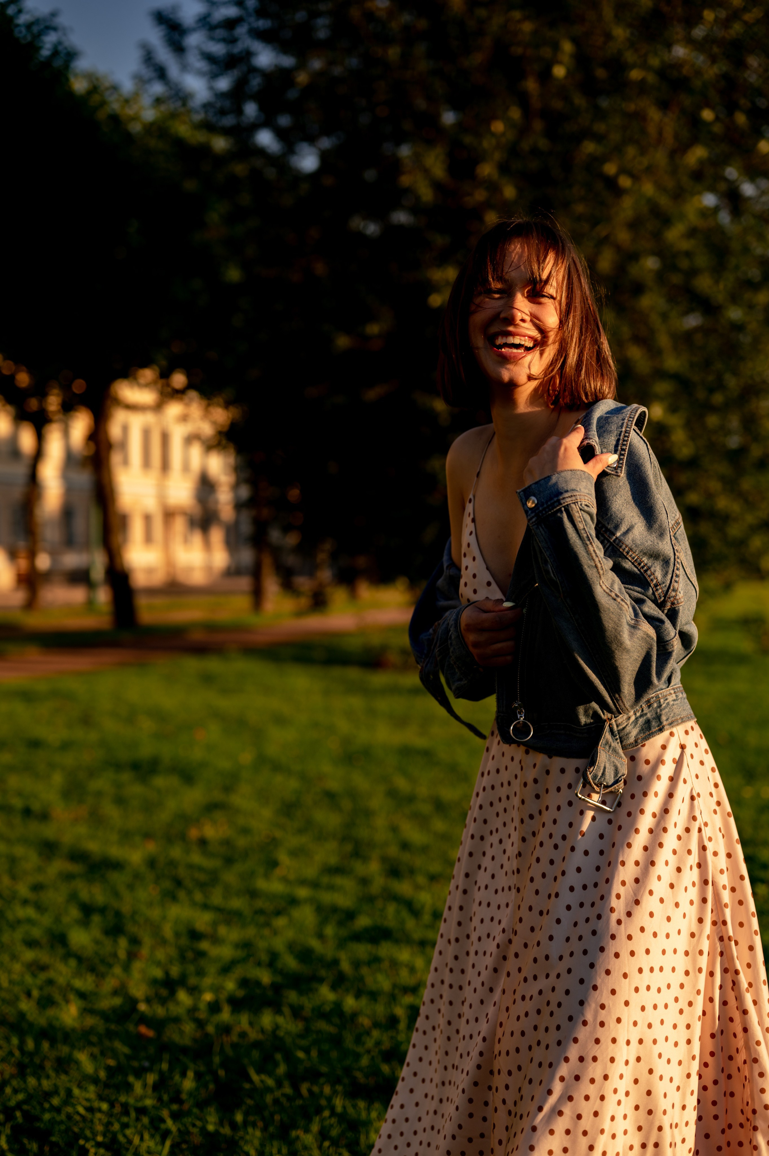 Liza — St. Petersburg and sunrise. Photographer Yulia Lushnikova, Based in Valencia