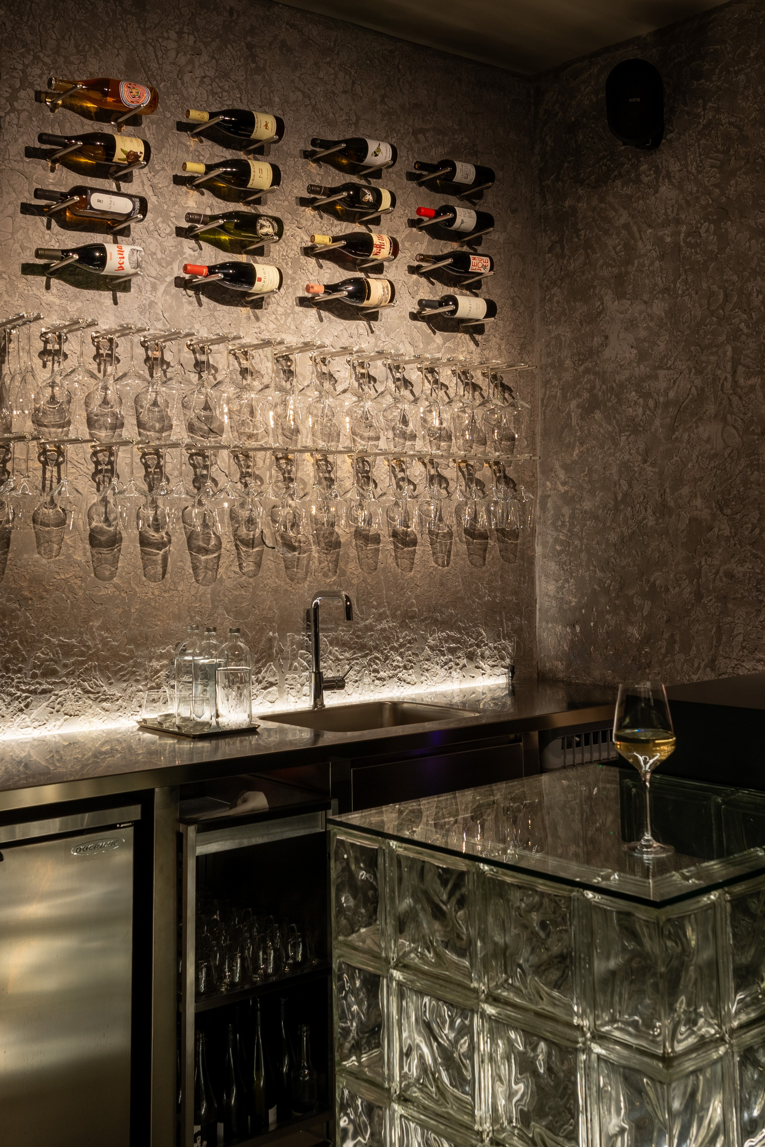 Vintu. Maria Sher. Professional photographer from Porto, Portugal