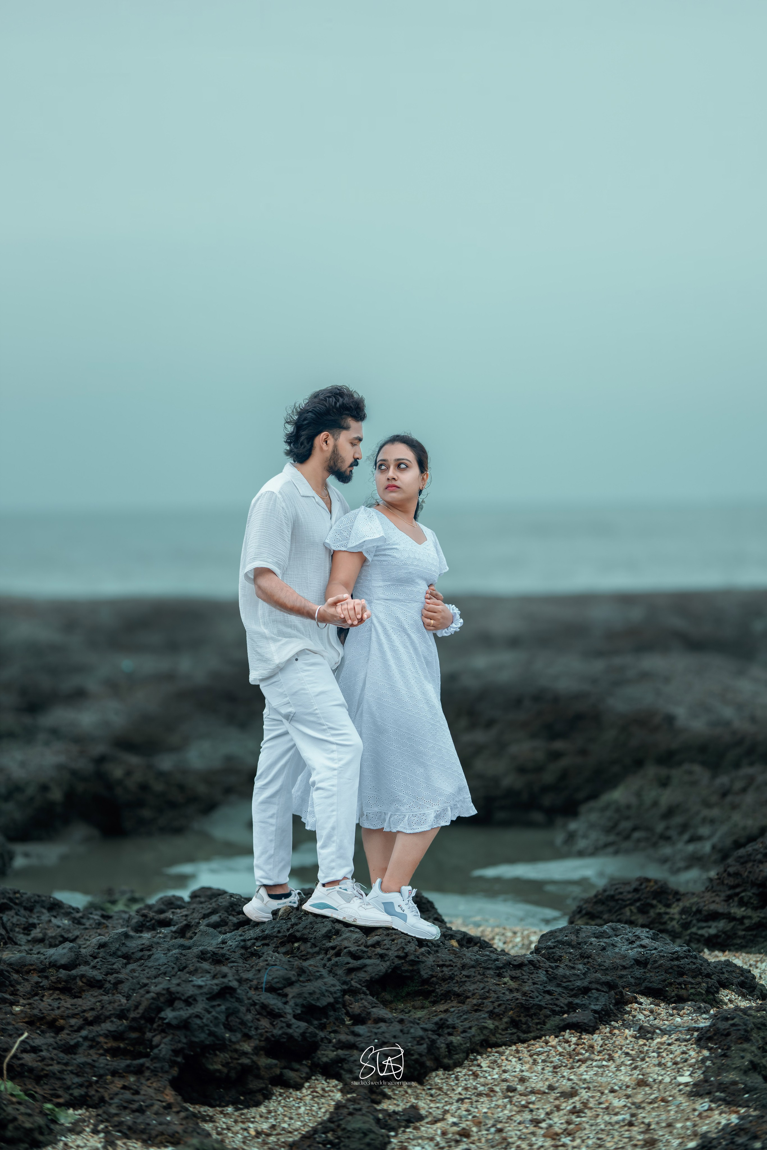 ARUN & REHNA BEACH PREWEDDING. STUDIO3WEDDINGCOMPANY