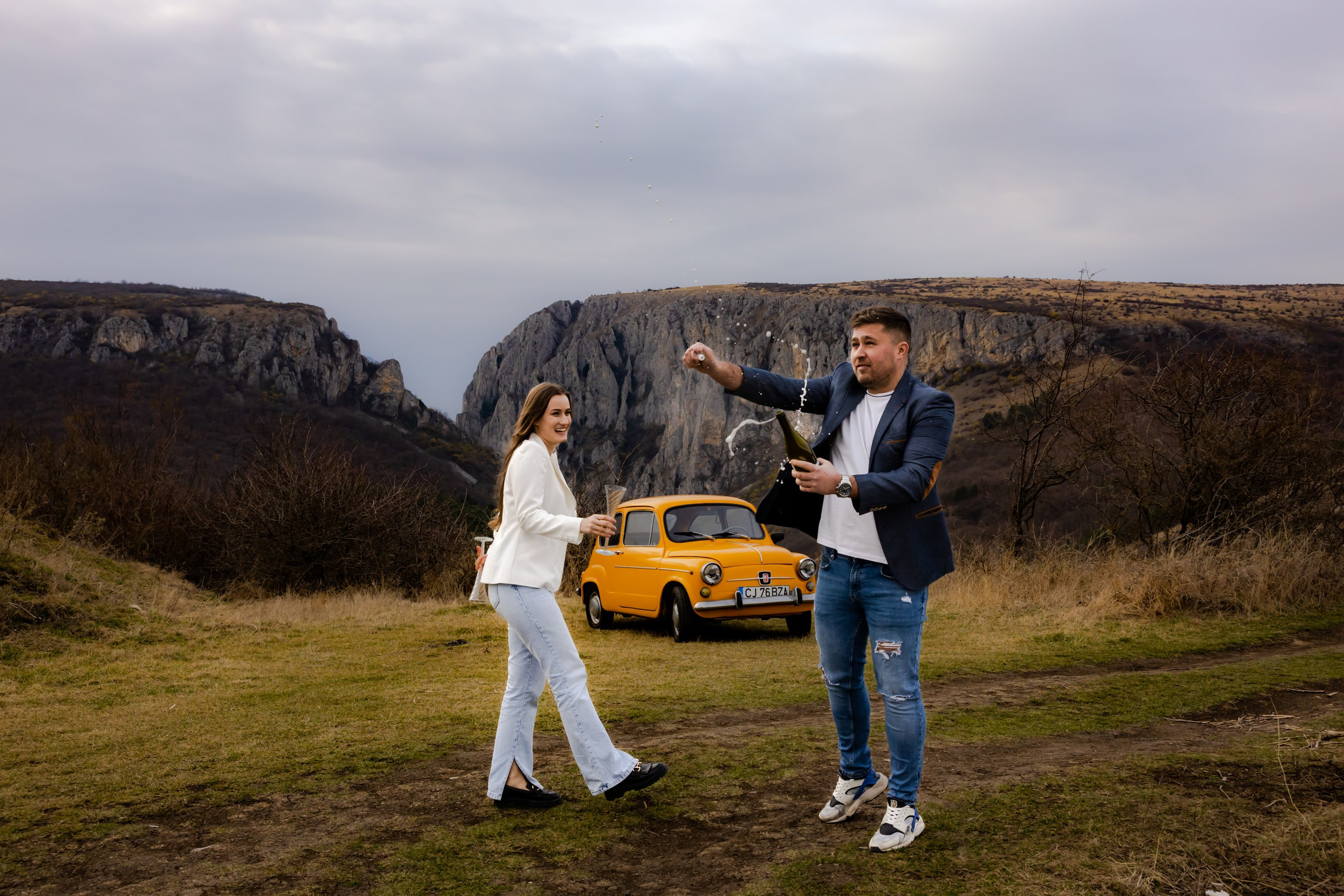 Nuntă & Save the date. Portré 📸 Photographer | Newborn photos • Maternity photos • Engagements • Weddings • Events • Portraits • Families • Birthdays • Parties