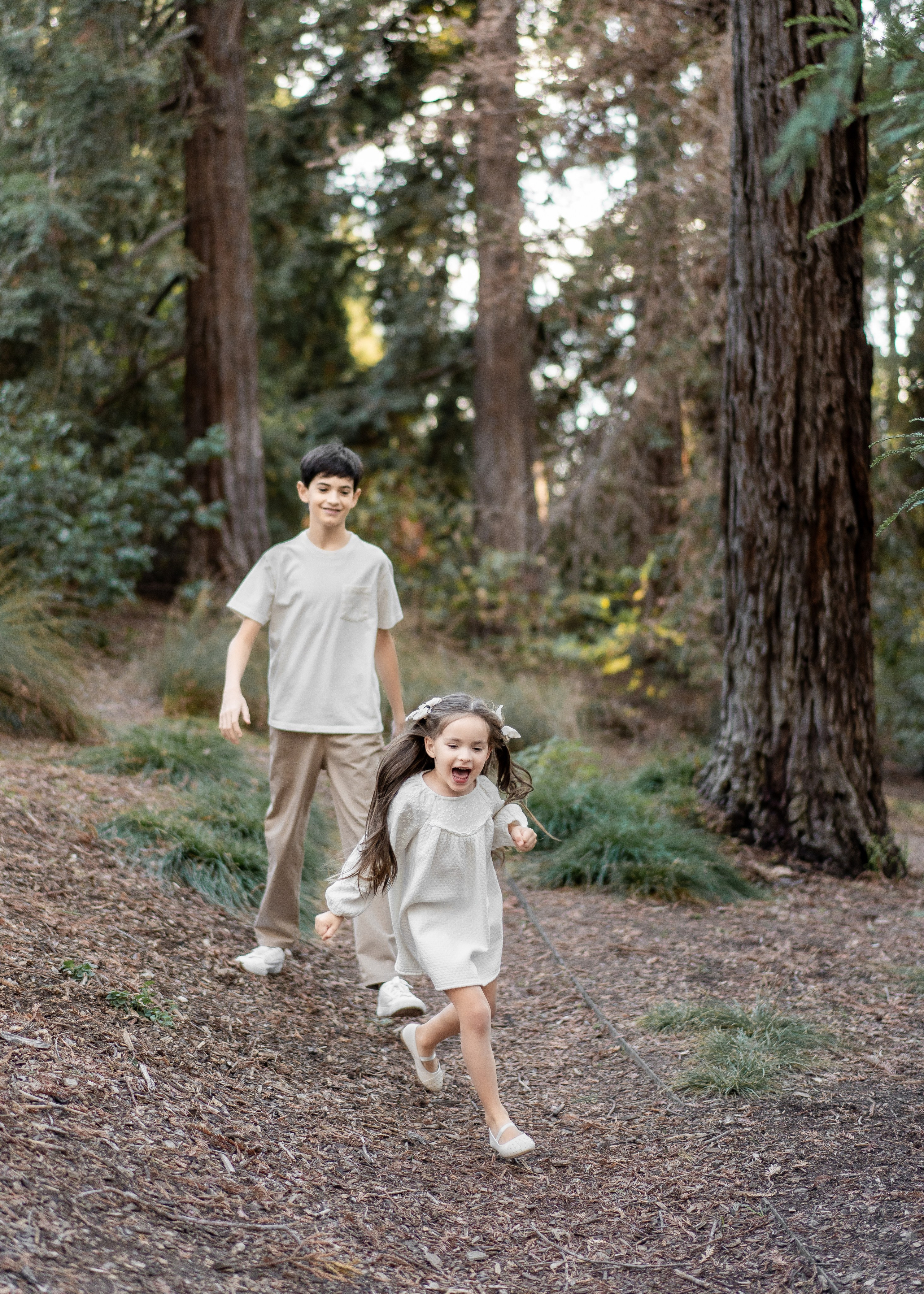 Mikhailov family. Family photographer in Sacramento | Sofia Pavenko