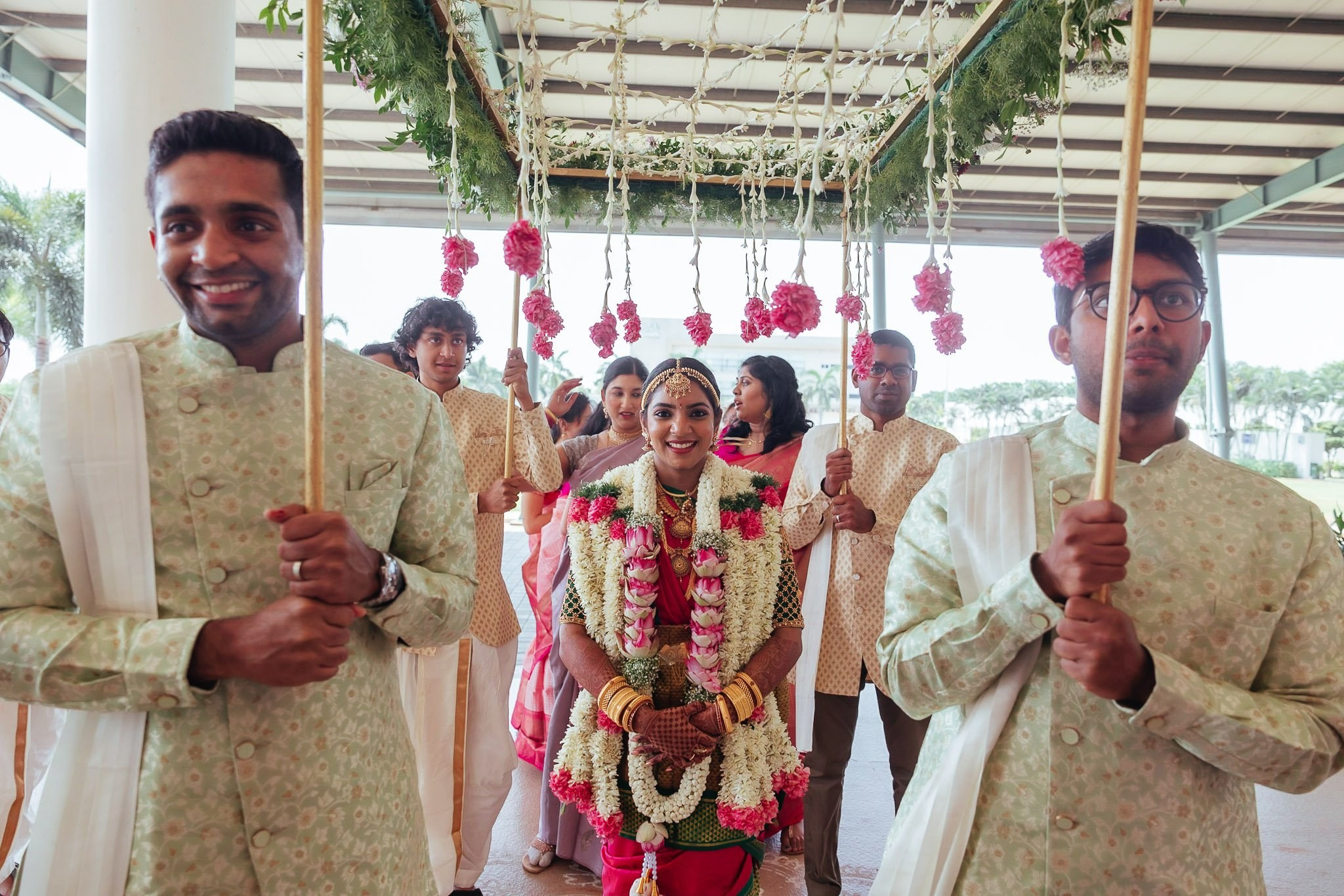 Candid TamBrahm Wedding Photography: Four Points by Sheraton Mahabalipuram