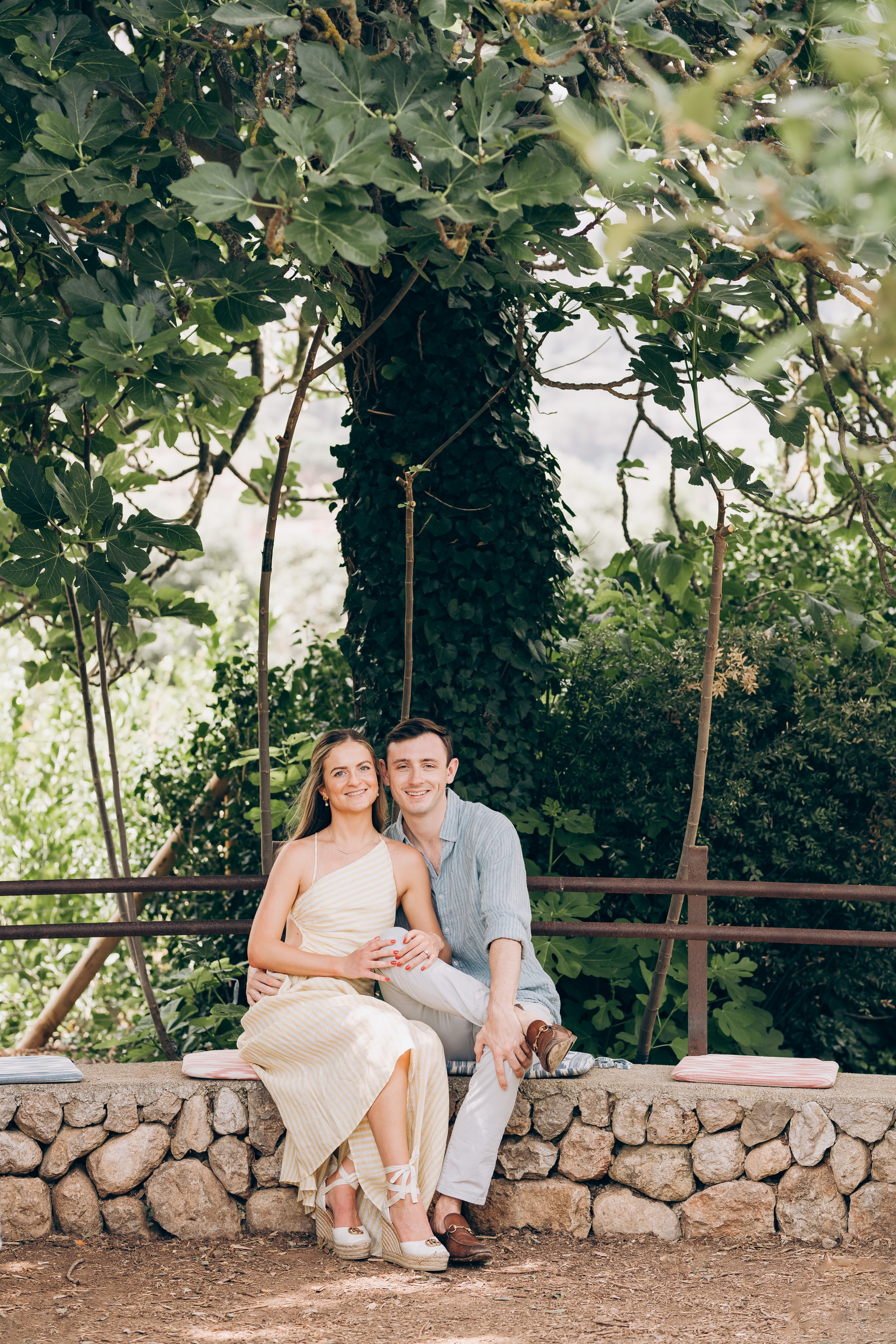 Relaxed Couple Session in Mallorca — Citrus Fields & Seaside. Фотограф у Пальма де Майорка