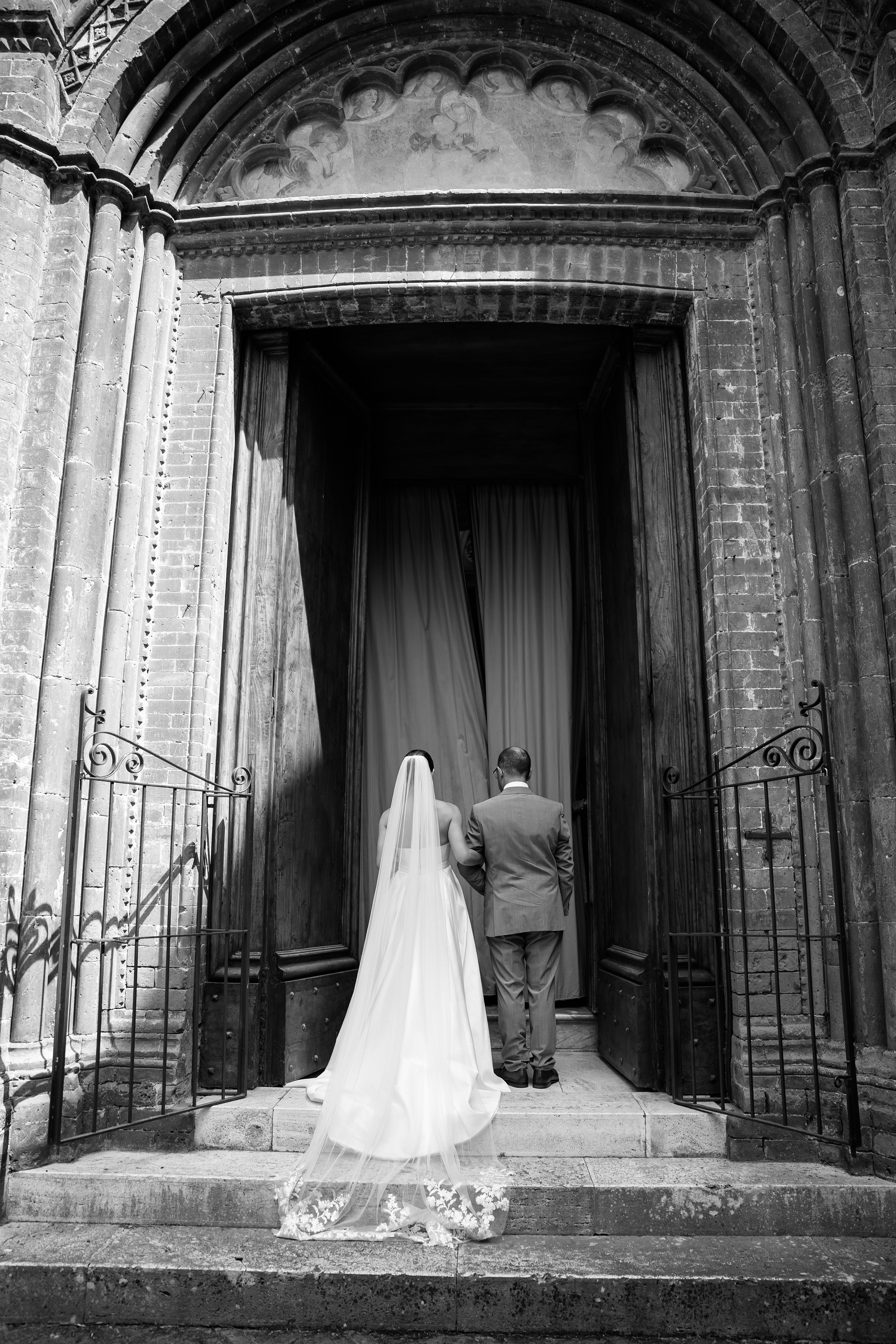 Marco & Laura. Wedding Photographer Rome Tuscany Como Sicily Puglia Amalfy Italy- Oksana Savenchuk