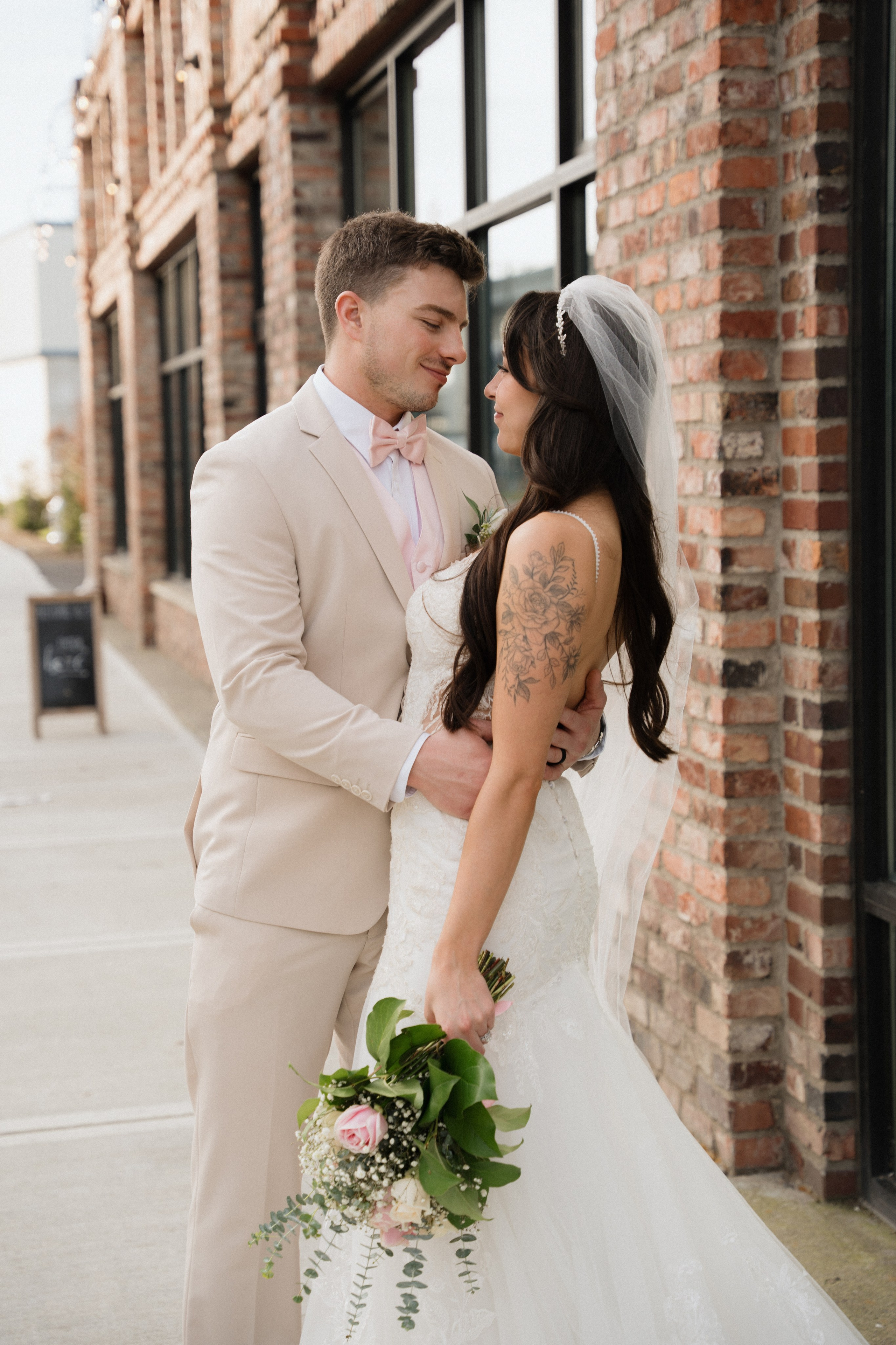 Emma and Tyler | Full Wedding day. Photographer in Washington Sophia D