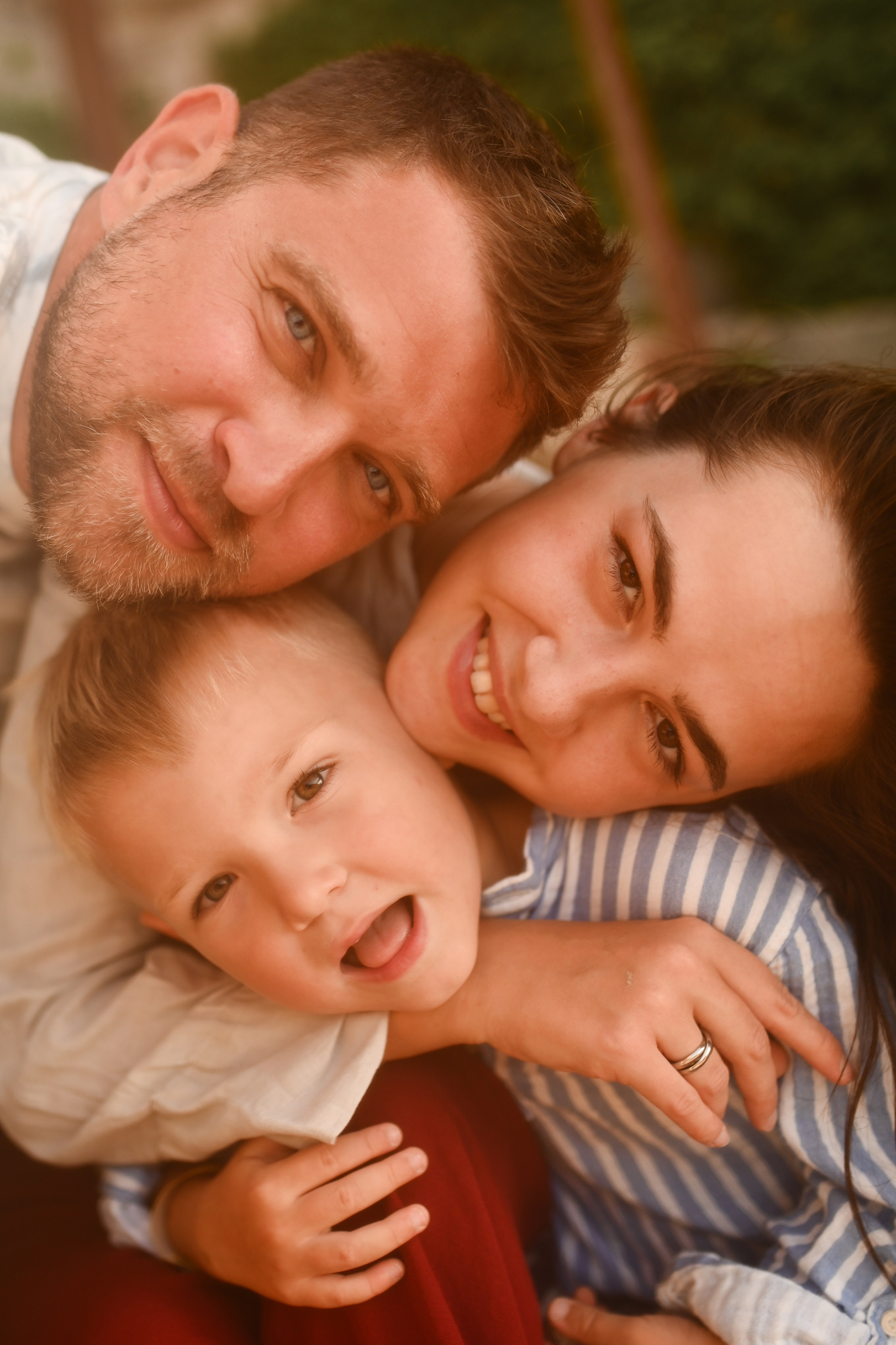 Family Photoshoot Rhodes. Φωτογράφος νεογέννητων στη Ρόδο. Φωτογράφιση εγκυμοσύνης