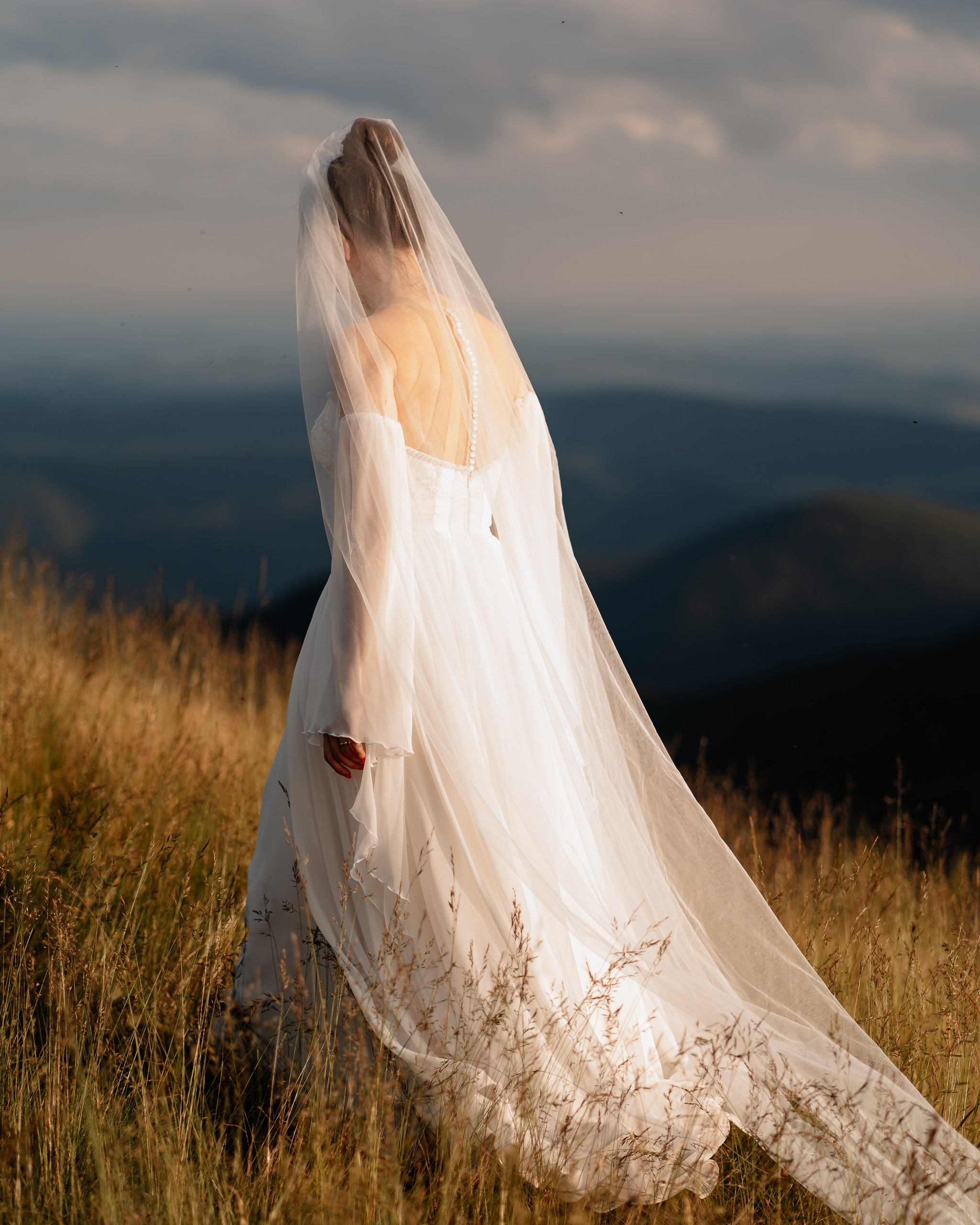 Trash the dress — Lorena&Adi  - Mihai Popa. Mihai Popa |Wedding Photographer | Worldwide | Bucharest