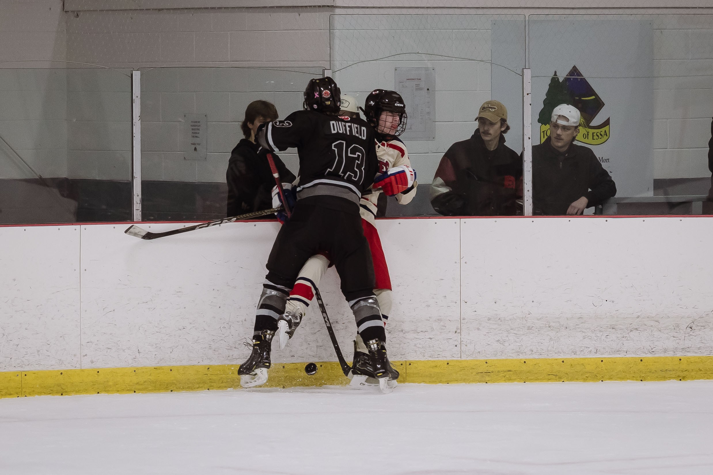 Live Action Sports Photography in Alliston Ontario. Portrait and Personal Brand Photographer in Simcoe County, Ontario, Bobbi-jo Stuart