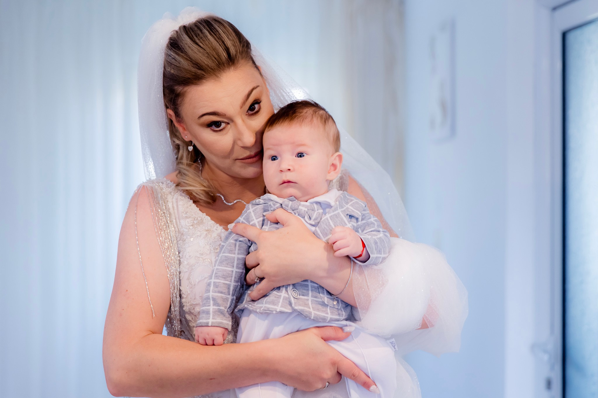 Mihai & Oana. Servicii foto-video profesionale, pentru momente de neuitat