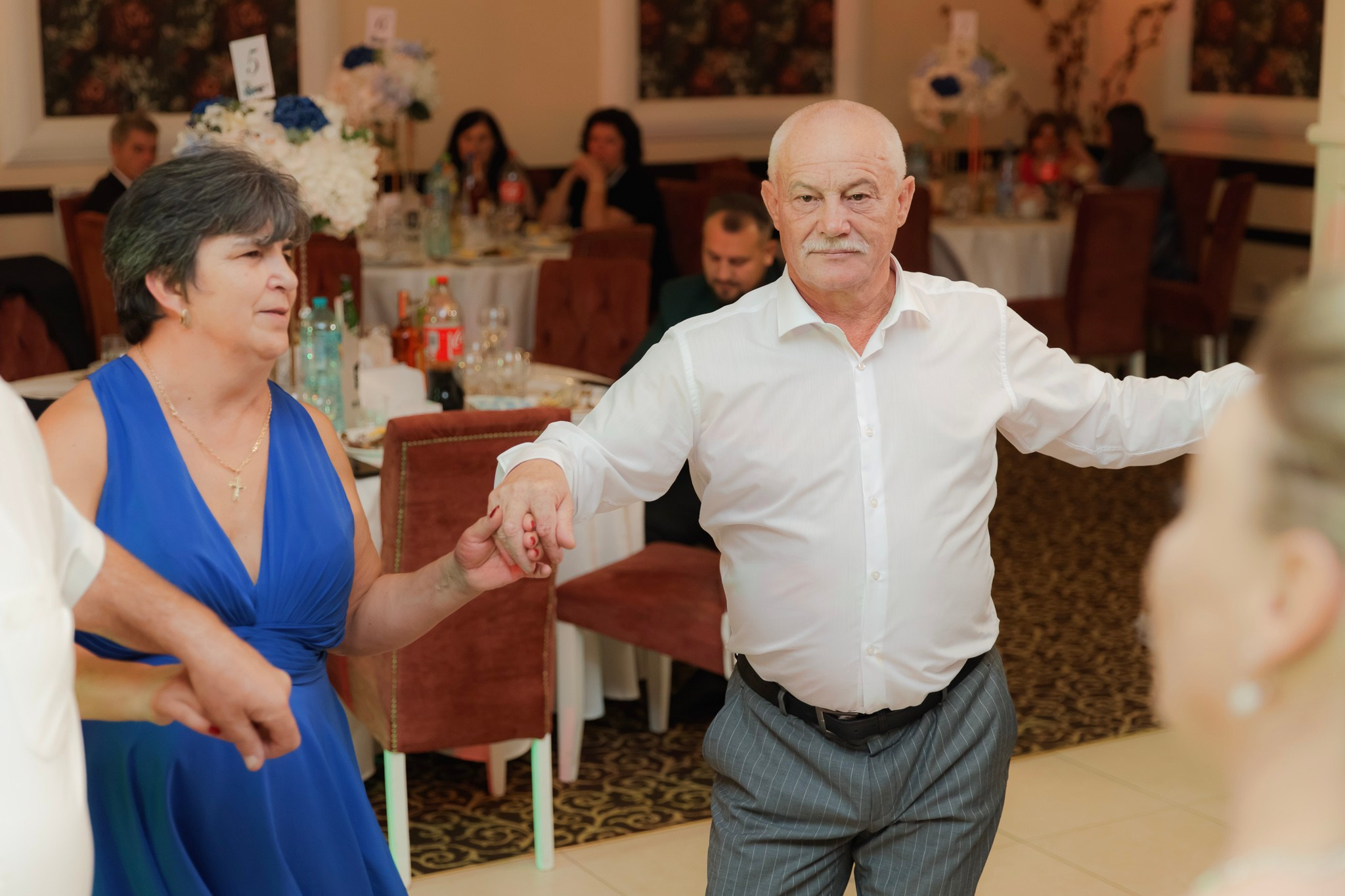 Mihai & Oana. Servicii foto-video profesionale, pentru momente de neuitat