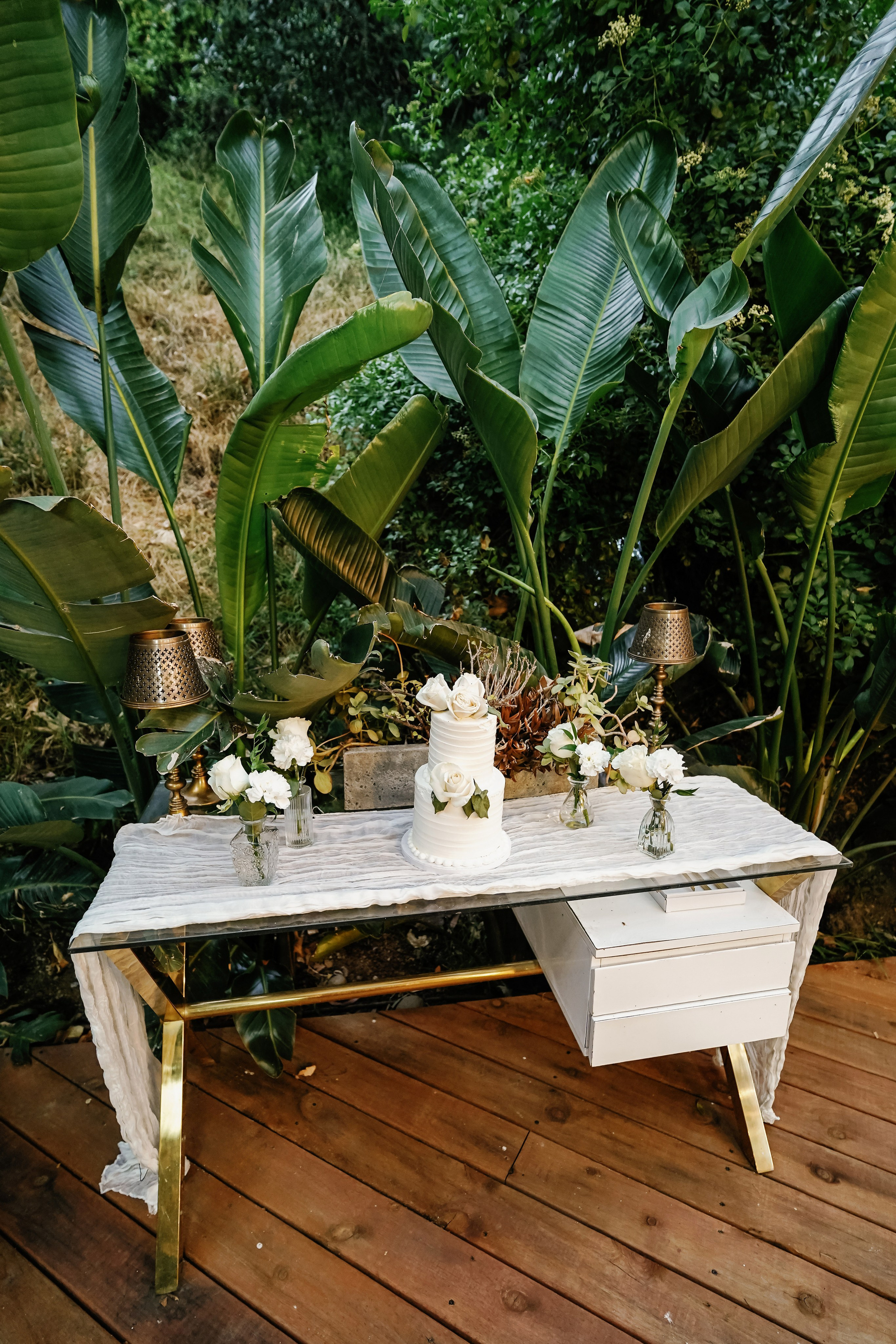 Wedding at the Hollywood Sign Venue, Los Angeles, California. Wedding Photography & Videography Team in California, Los Angeles, San Francisco, San Diego and Travel