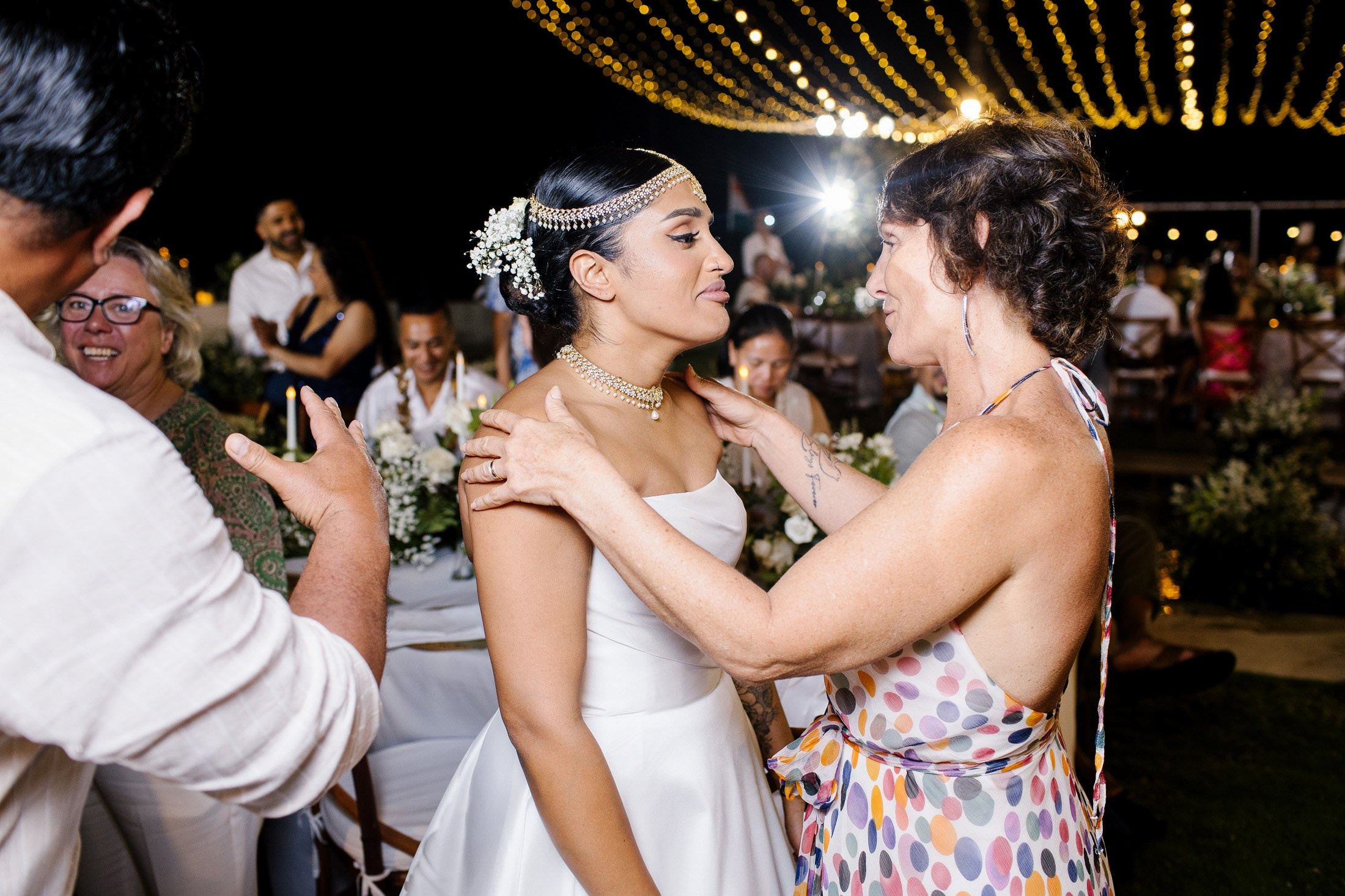 Big funny wedding with guests in paradise Bali island. Get.it.feel — Aesthetic Photography and Videography