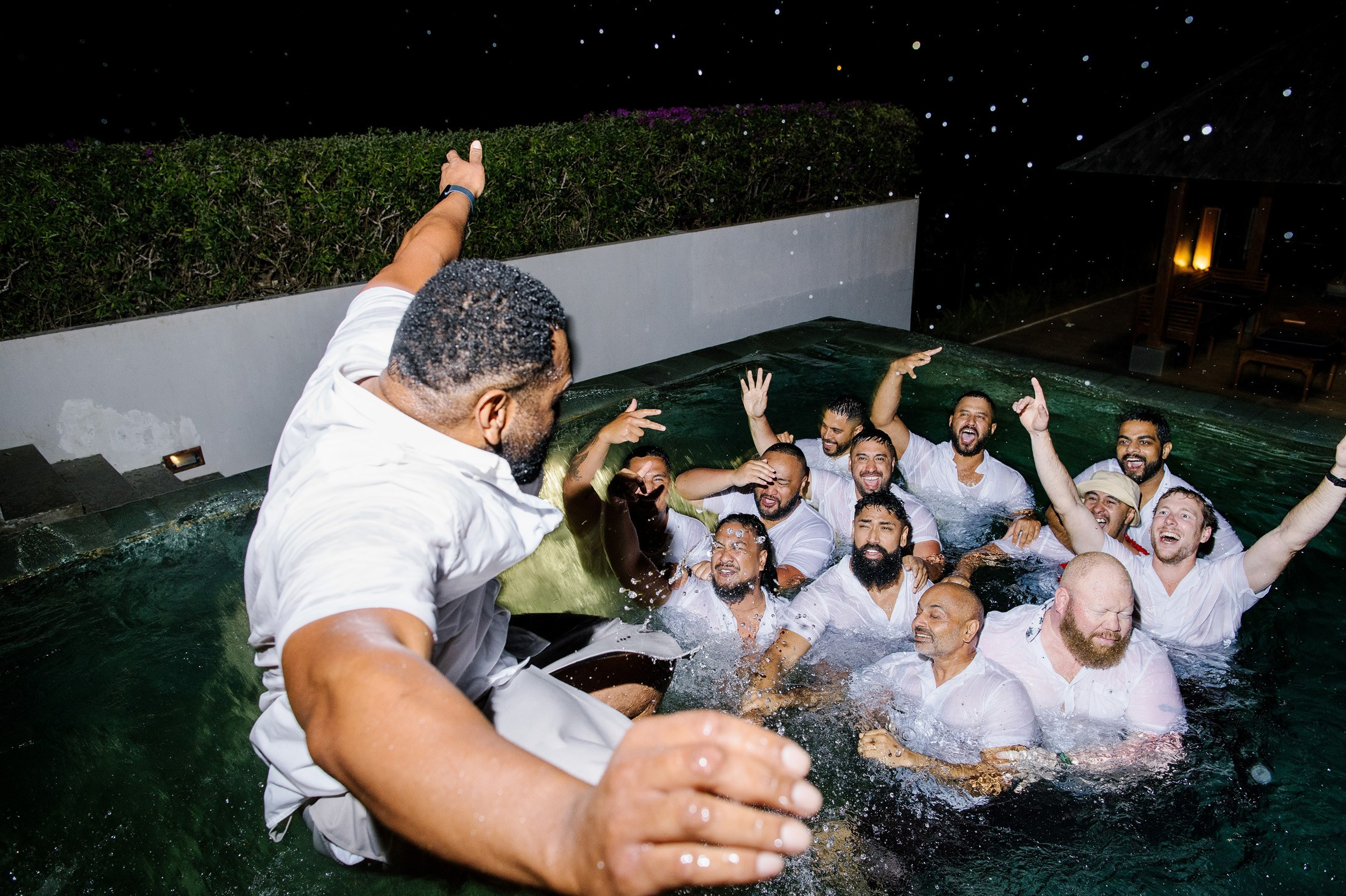 Big funny wedding with guests in paradise Bali island. Get.it.feel — Aesthetic Photography and Videography