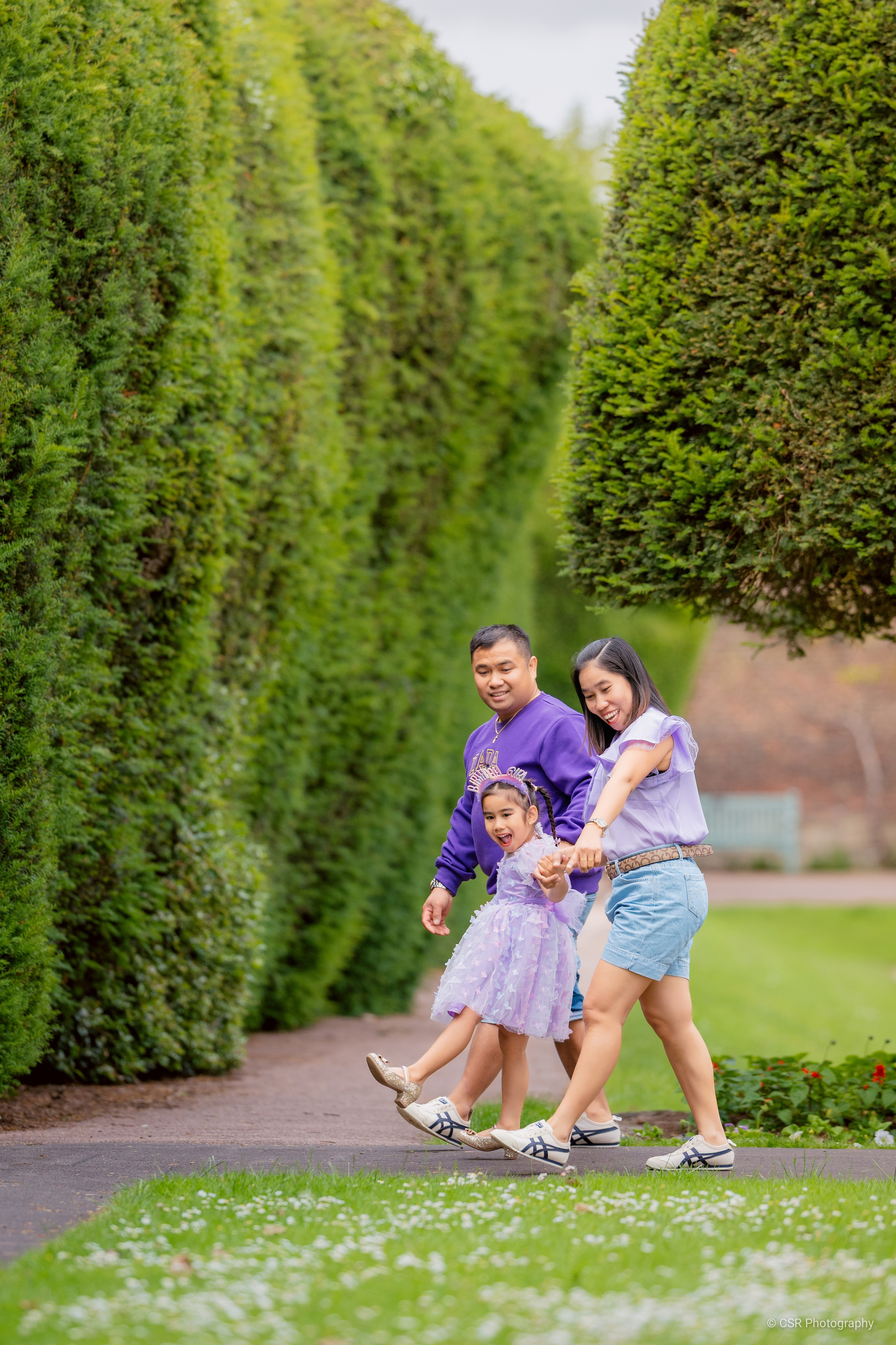Abelleja Family. CSR Photography