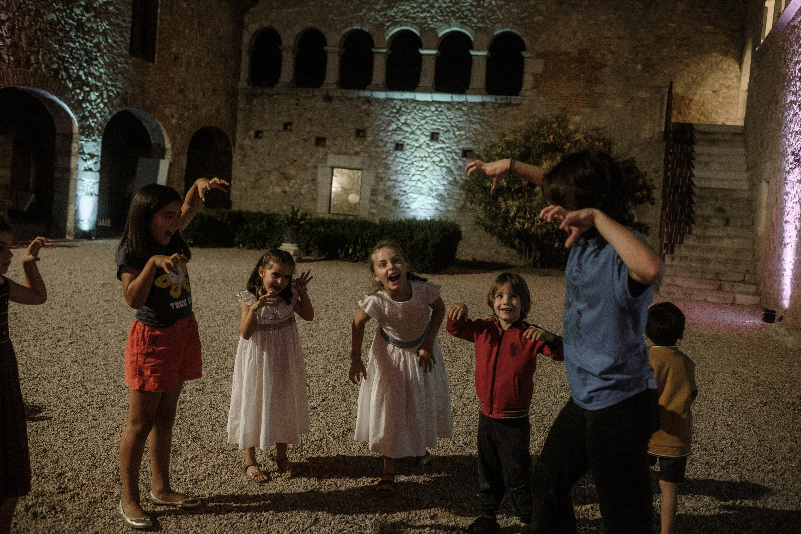 Svetlana & Alman. Monestir Sant Salvi. Paola fotógrafo / videografo de bodas en Barcelona