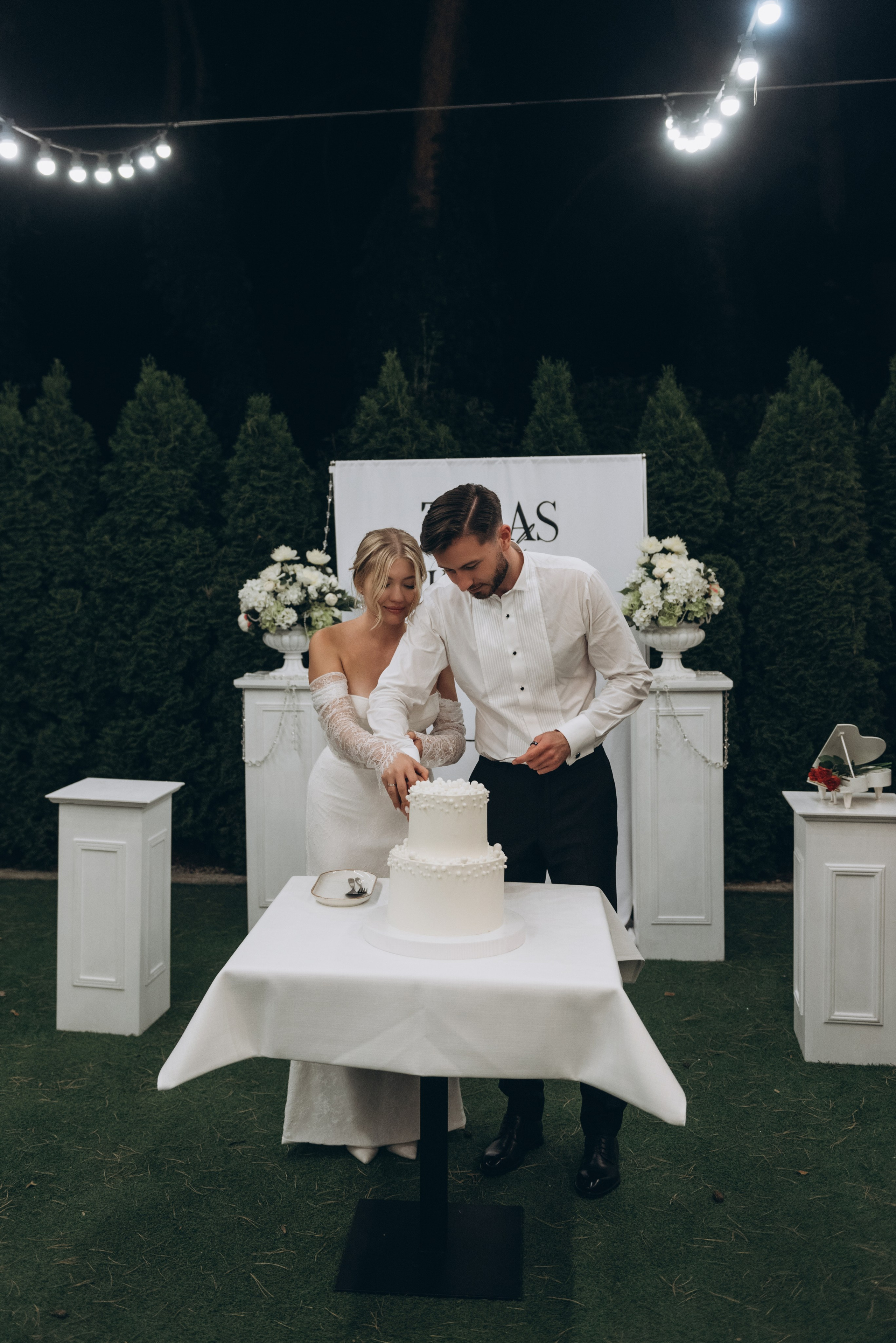 Тарас та Вікторія. Весільний фотограф та відеограф в Києві