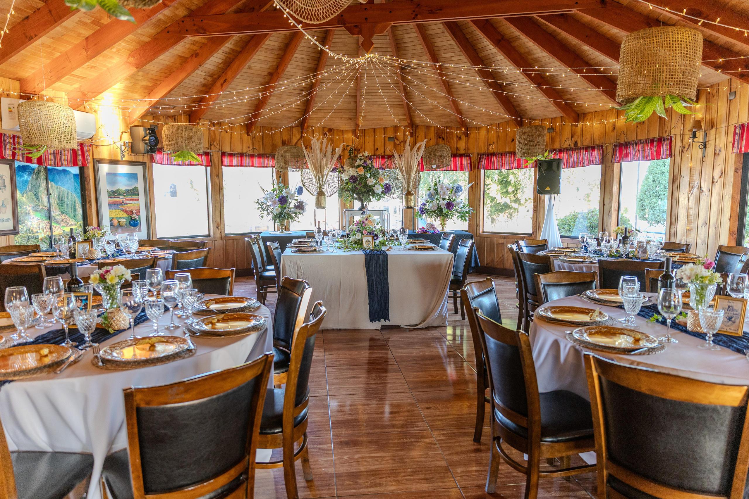 Carla y Daniel. Dinka & Emilio - El arte de preservar lo que no se repite