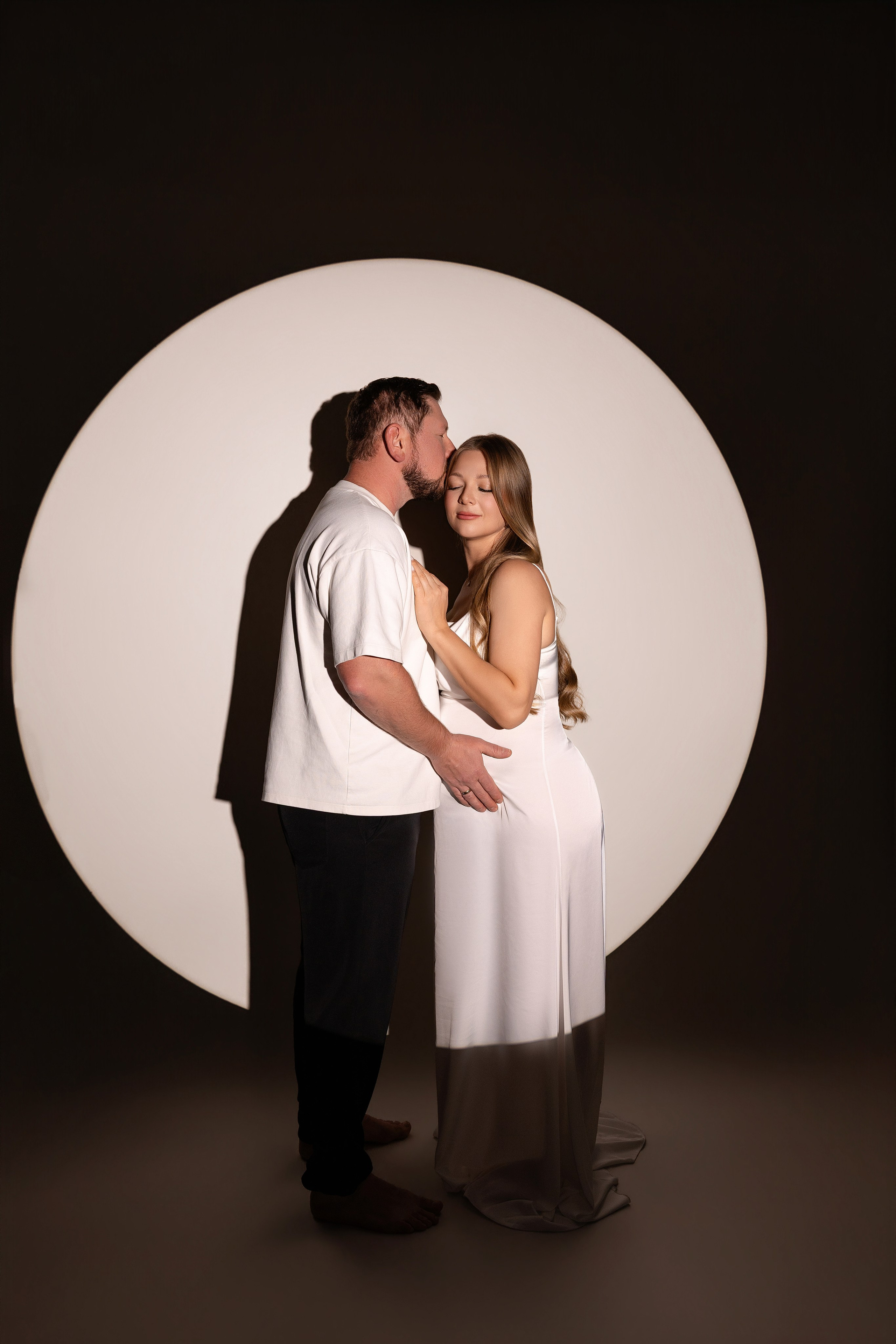 Babybauch. Neugeborene- Schwangerschaft- und Kinder Fotografin in Lehre