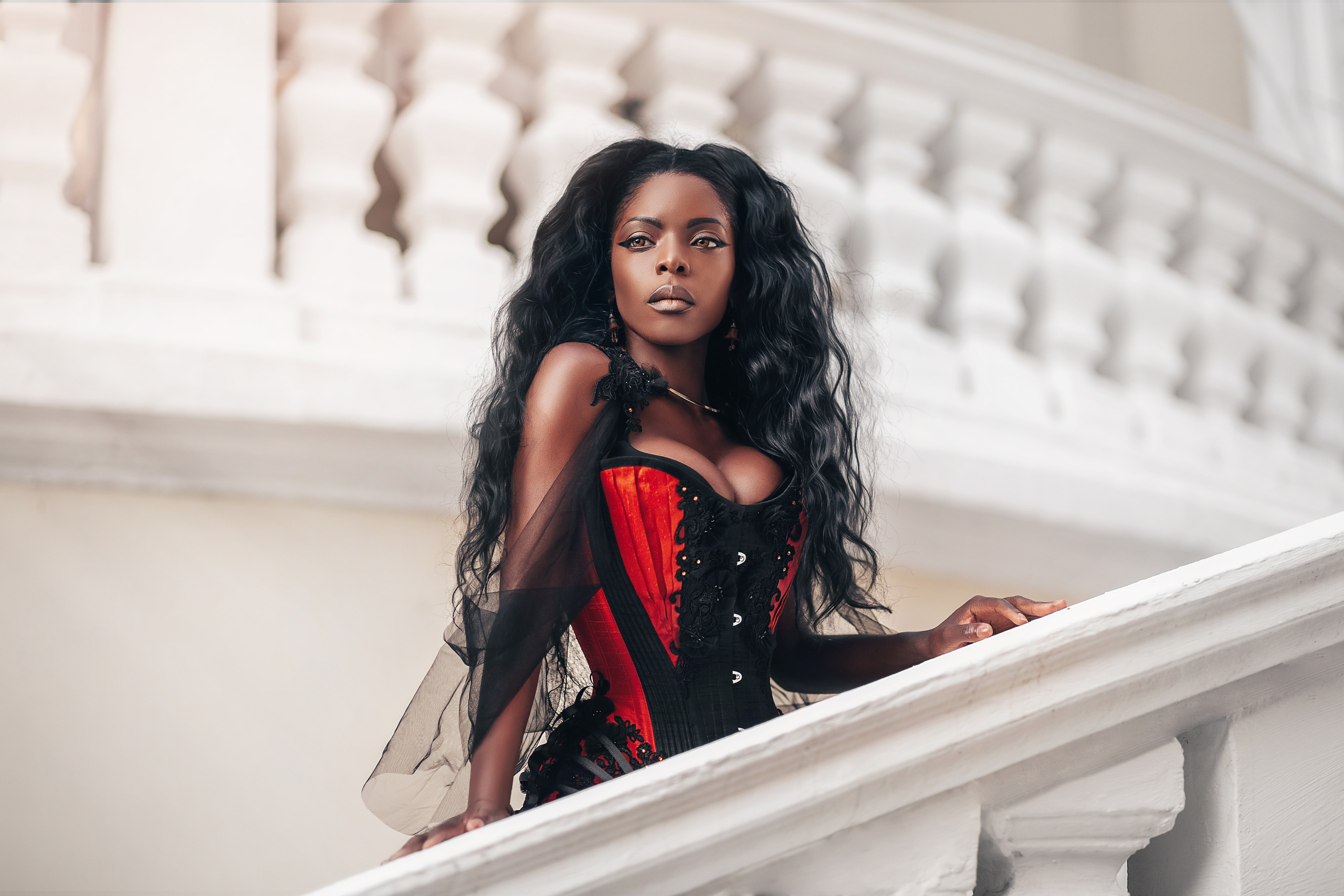 Photographer and retoucher Elena Skullova