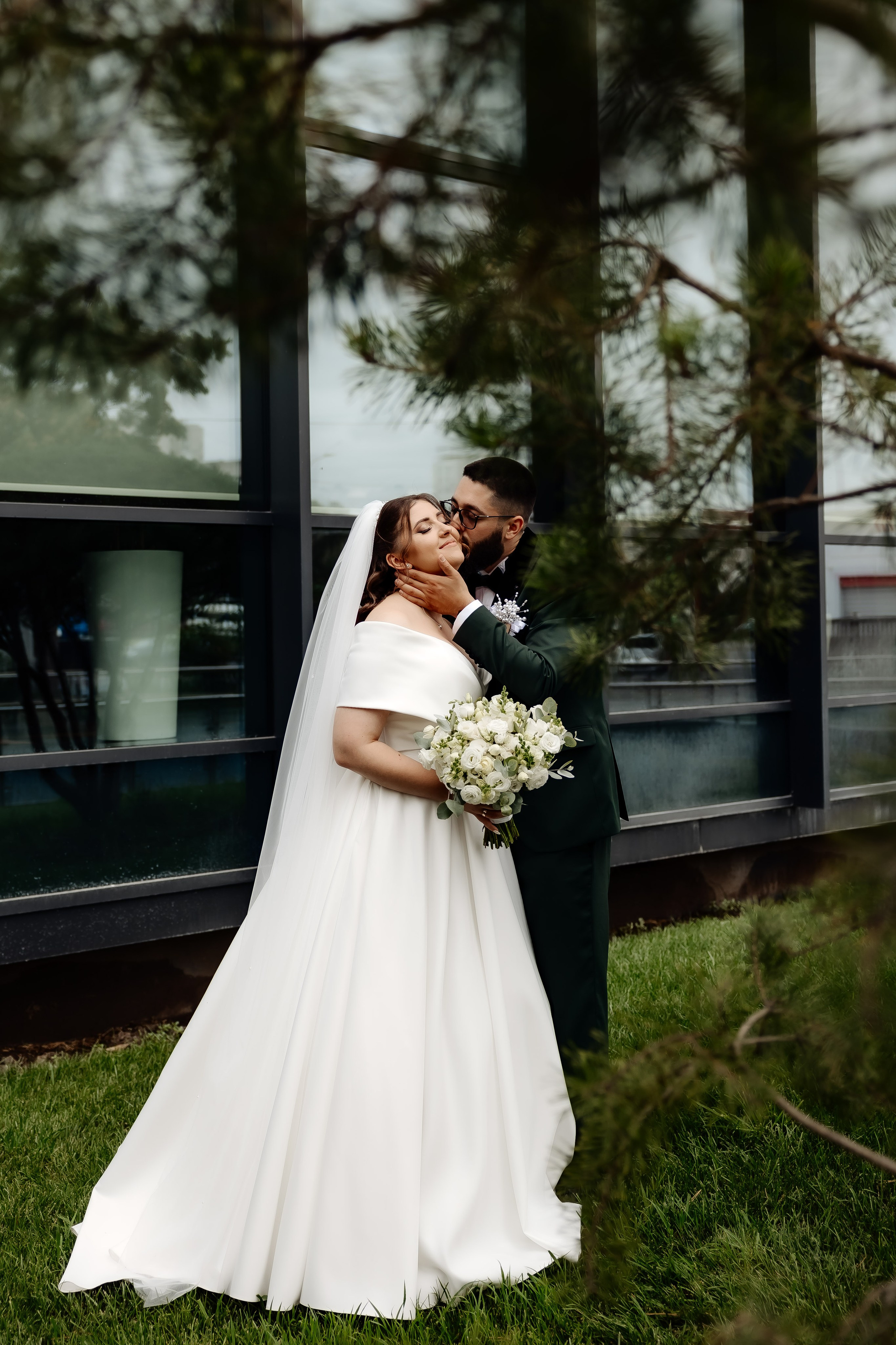 D & C. Crudueugen.com