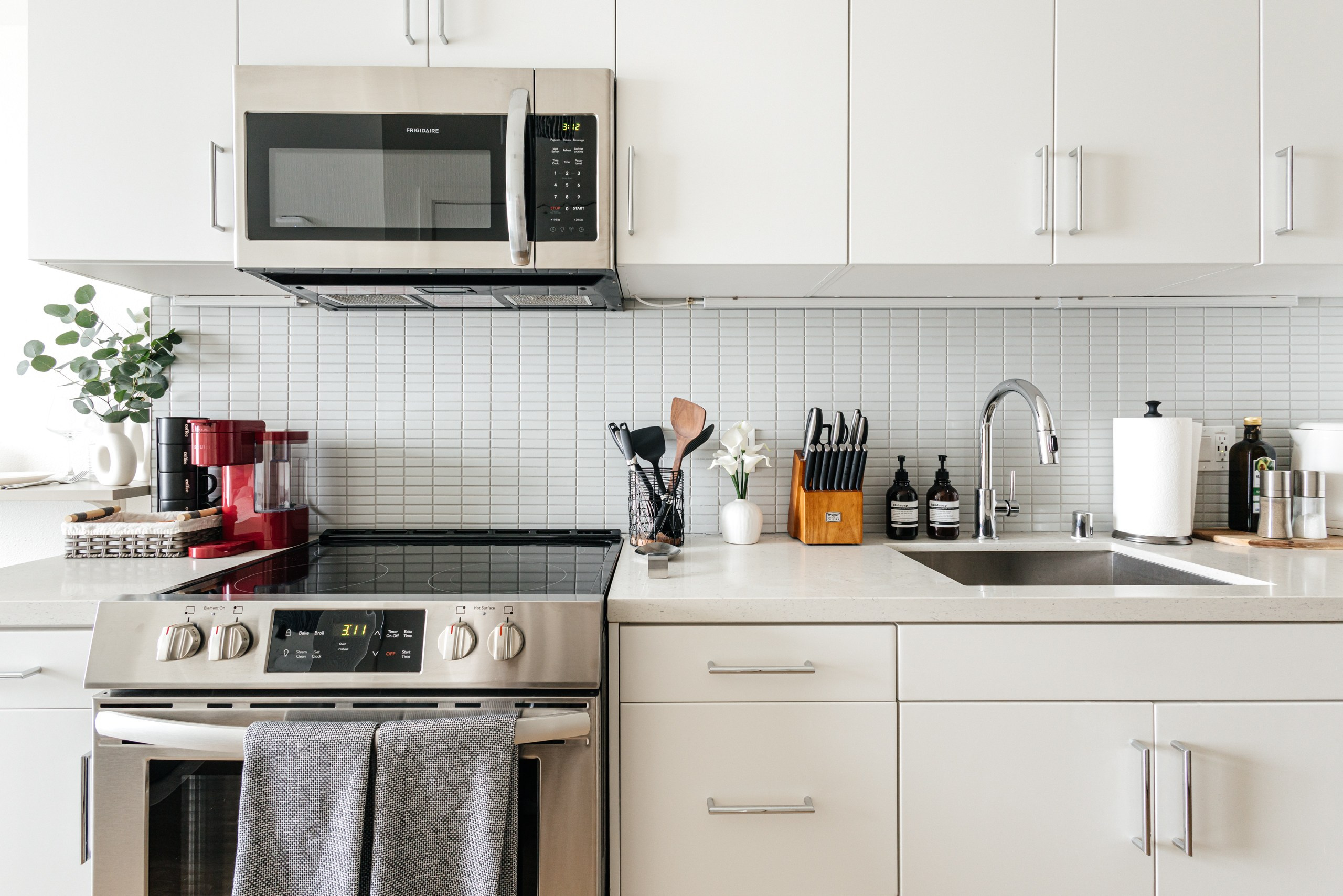 Youthful Apartments. Photographer Andrei White