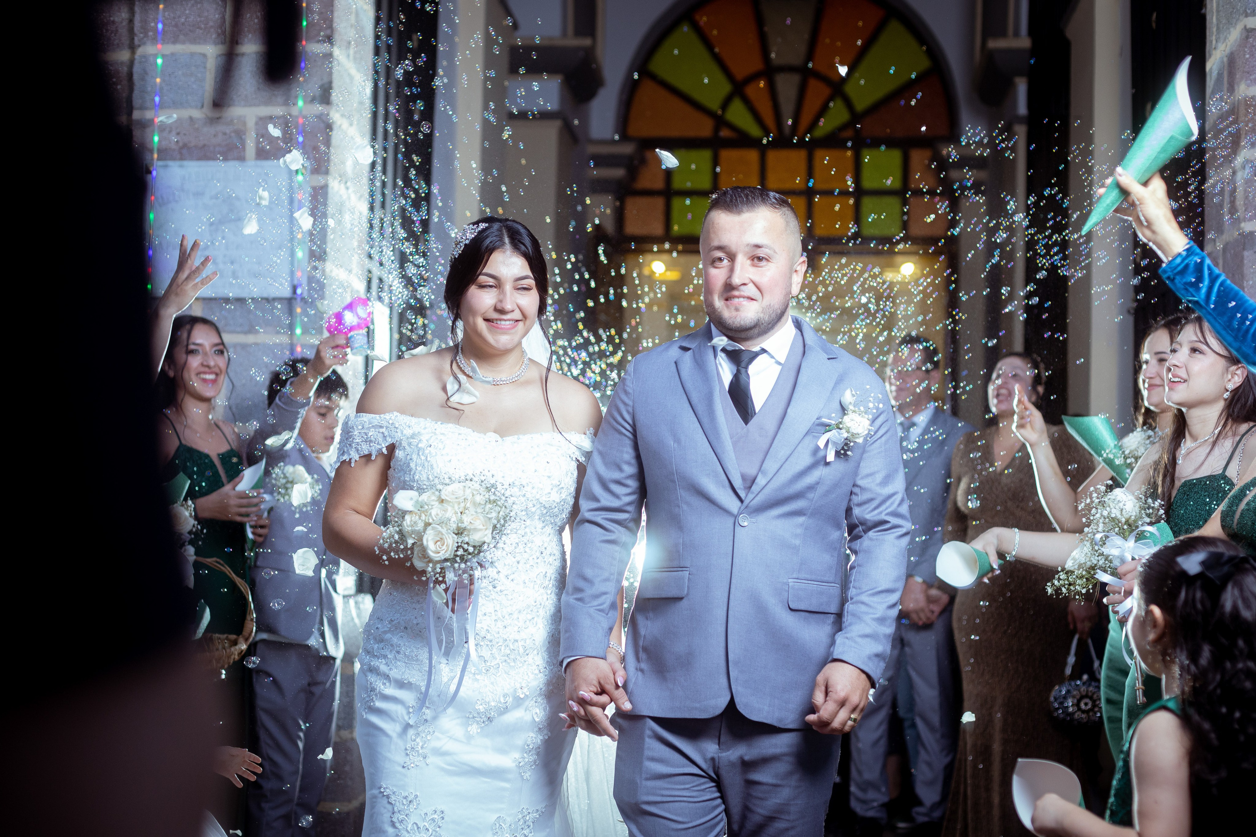 Fotógrafo de bodas en Manzanares Pensilvania Marquetalia y todo Caldas paquetes fotográficos cotización evento reservar fecha pre boda. Fotografía profesional para su evento en Caldas por SERFOTOGRAFÍA