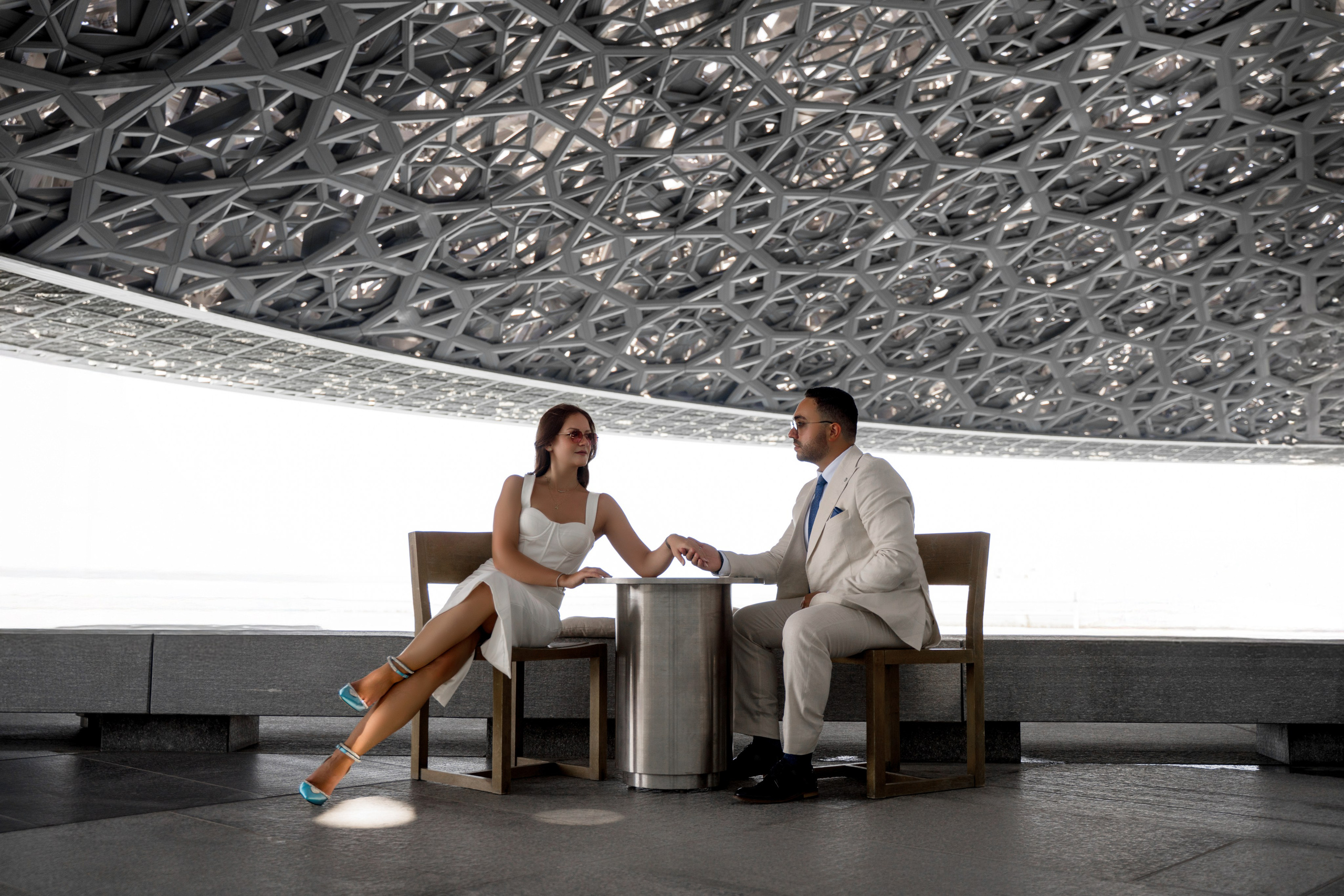 Love story Louvre Abu Dhabi. Фотограф в Абу Даби Марина