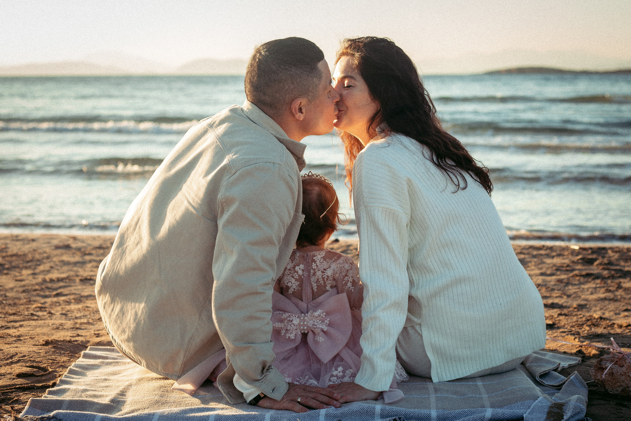 Little Beach Celebration. Family Photographer in Greece