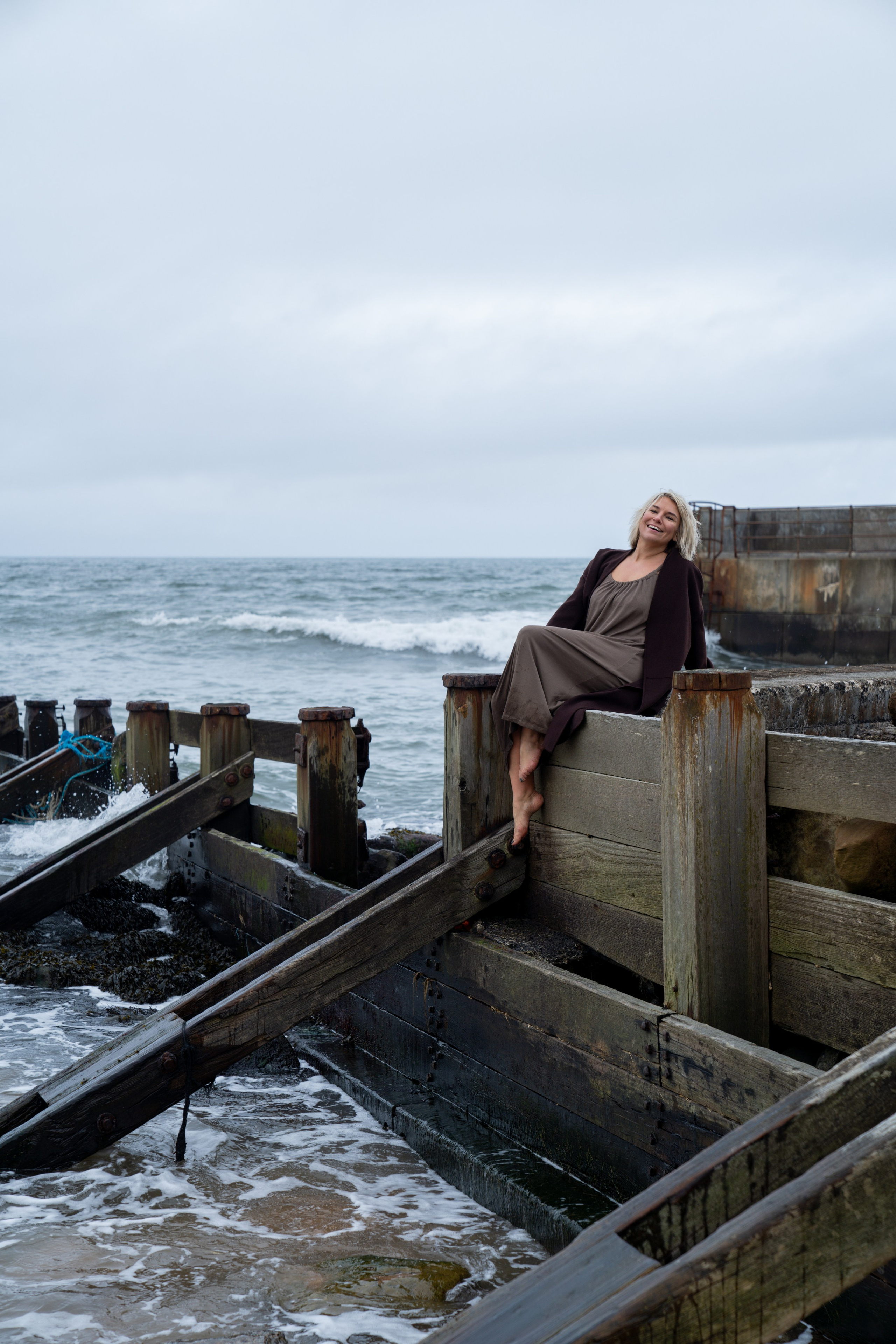 portrait photography, seaside photo session, Seaton Sluice, freedom to be yourself, body positive after 45,Newcastle upon Tyne photographer