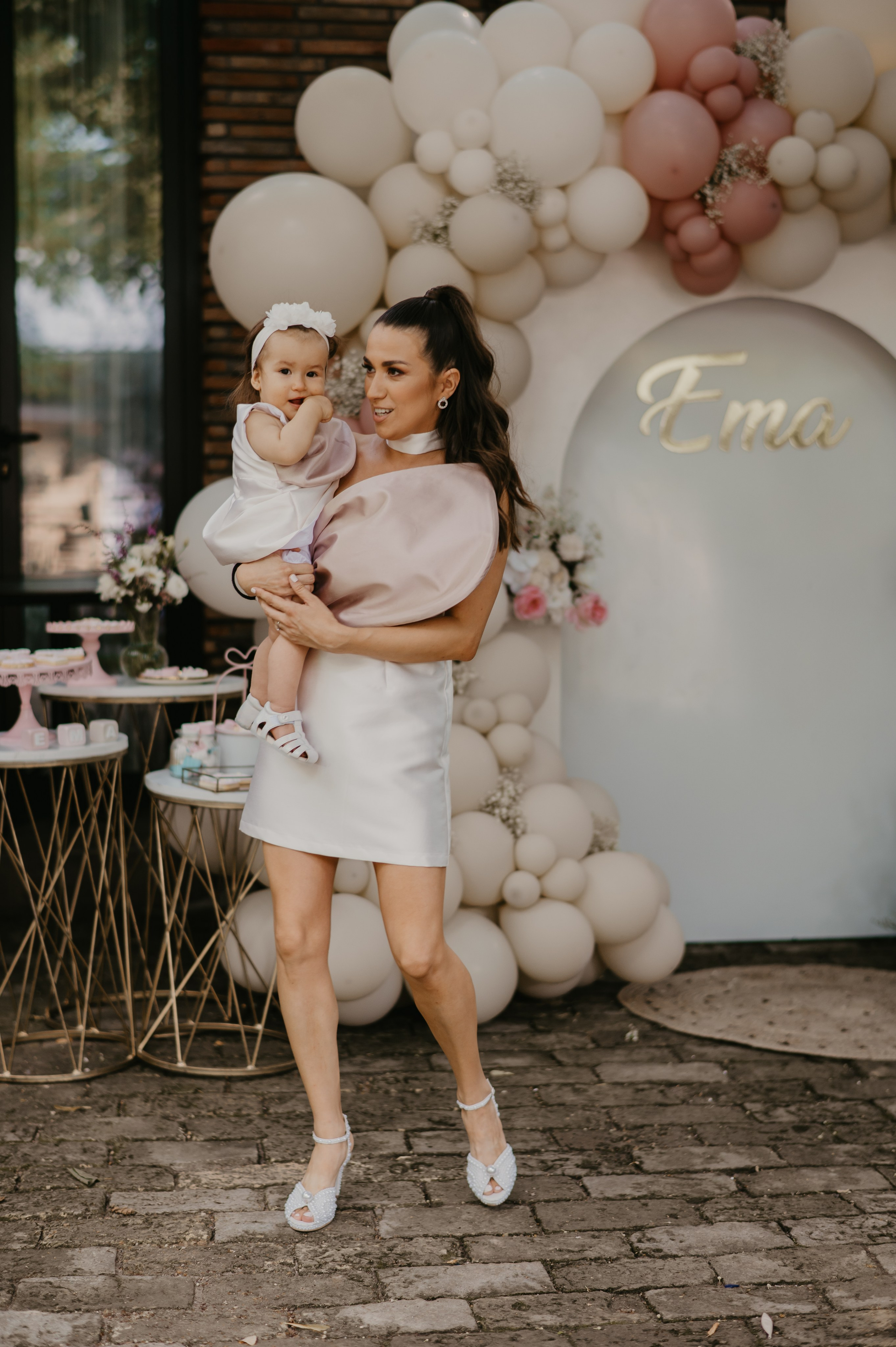 Emin prvi. Ana Sladojevic