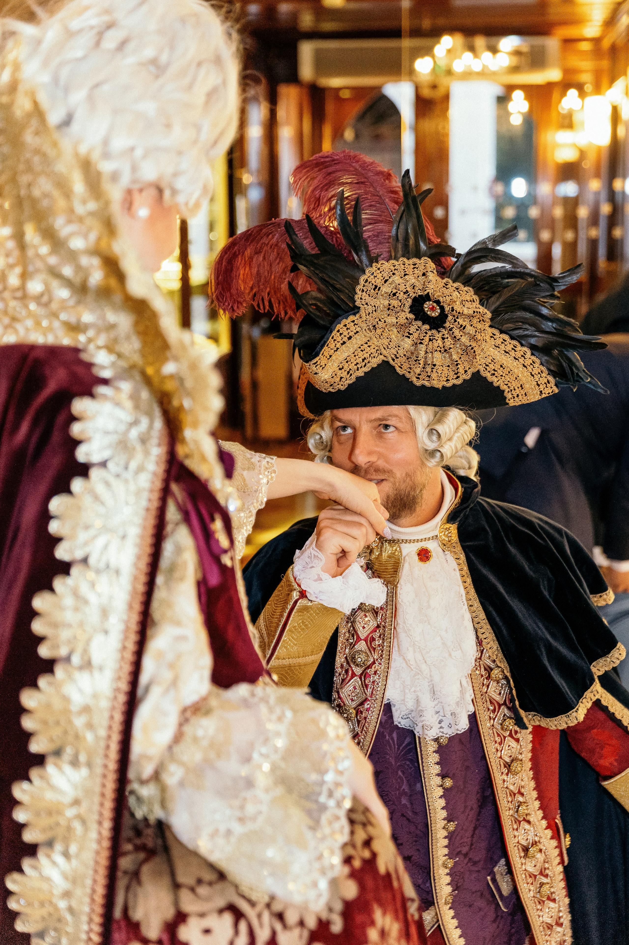 Aleksandr & Ekaterina in venetian carnival