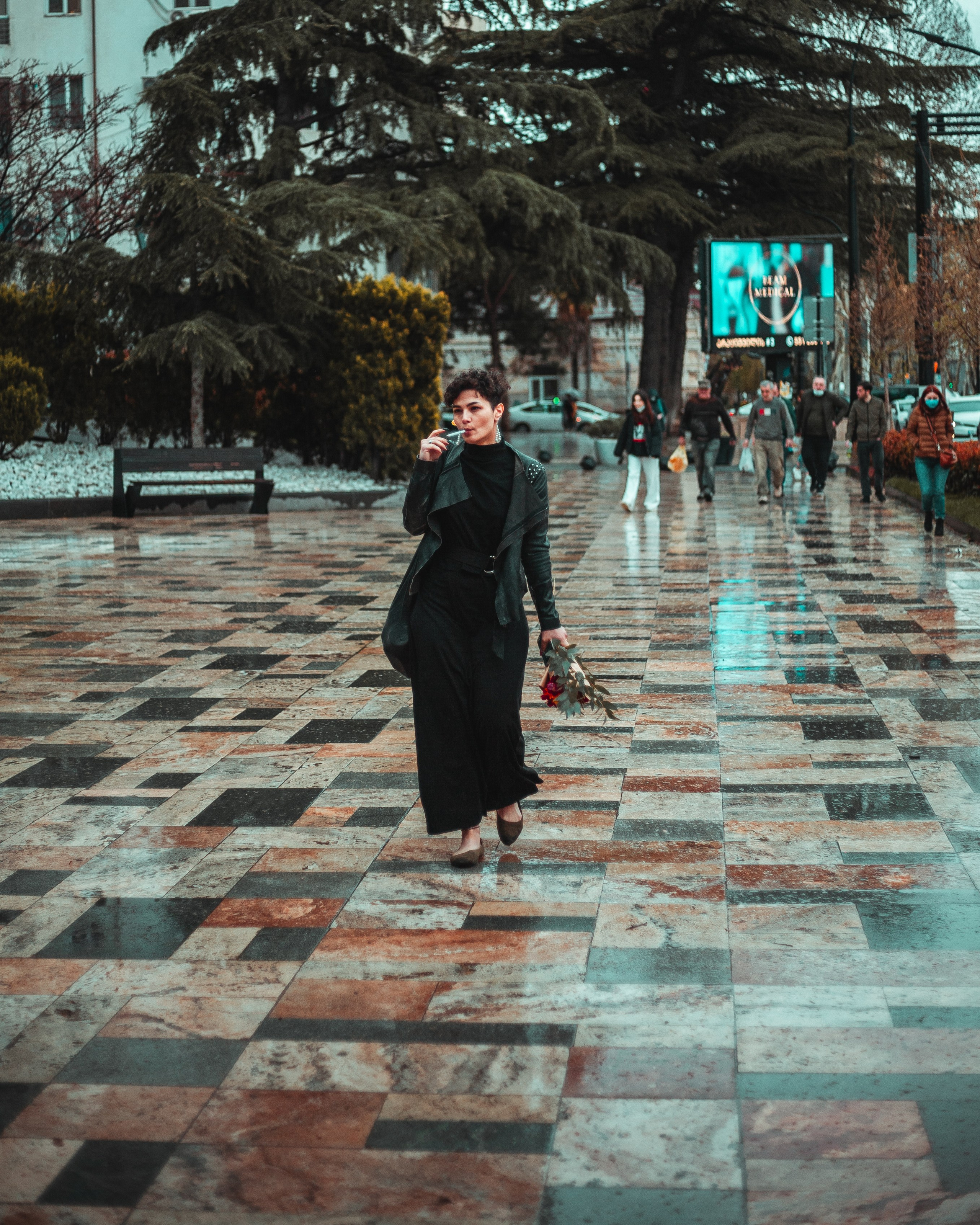 T B I L I S I. Bspander